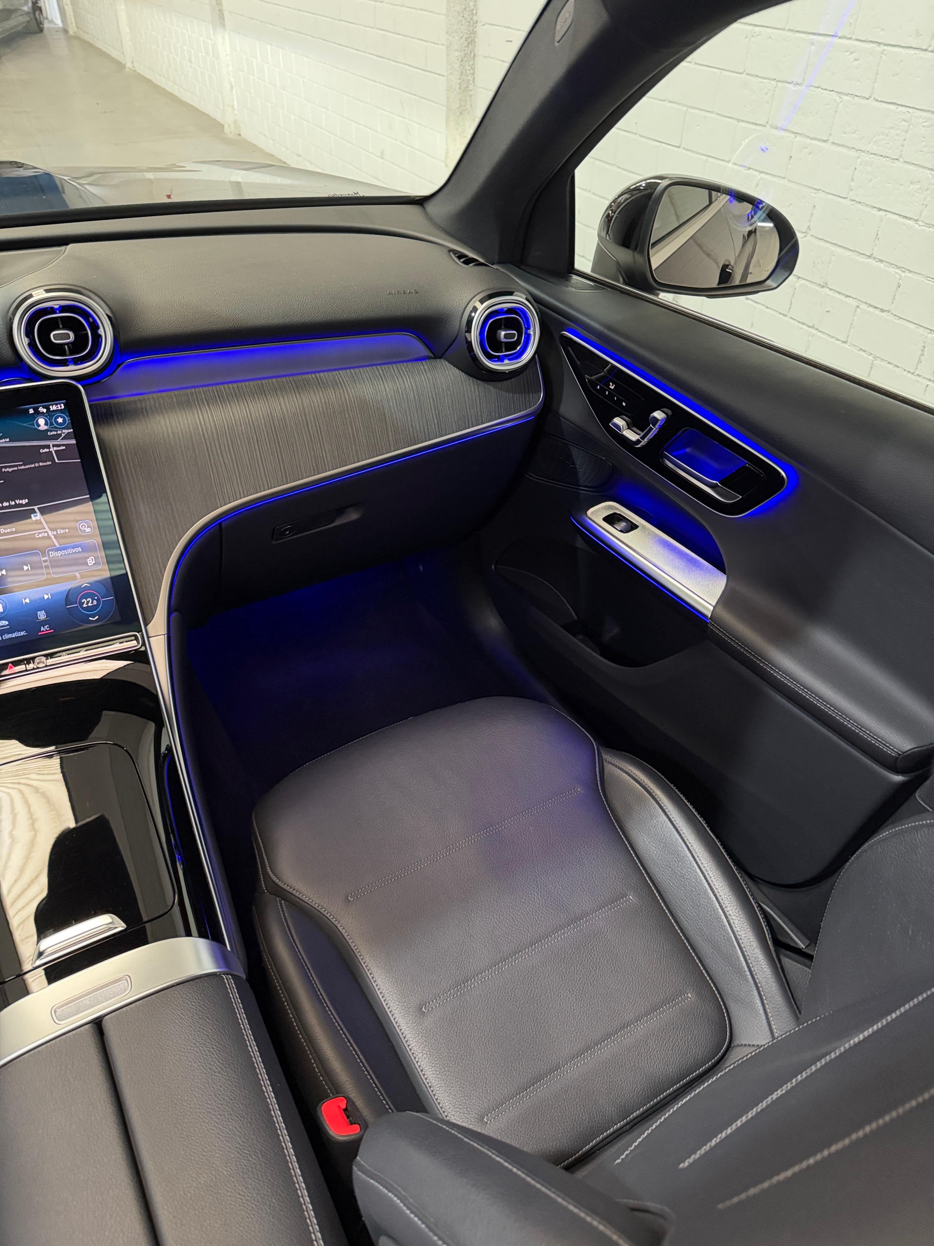 Mercedes-Benz GLC 300e 4 MATIC