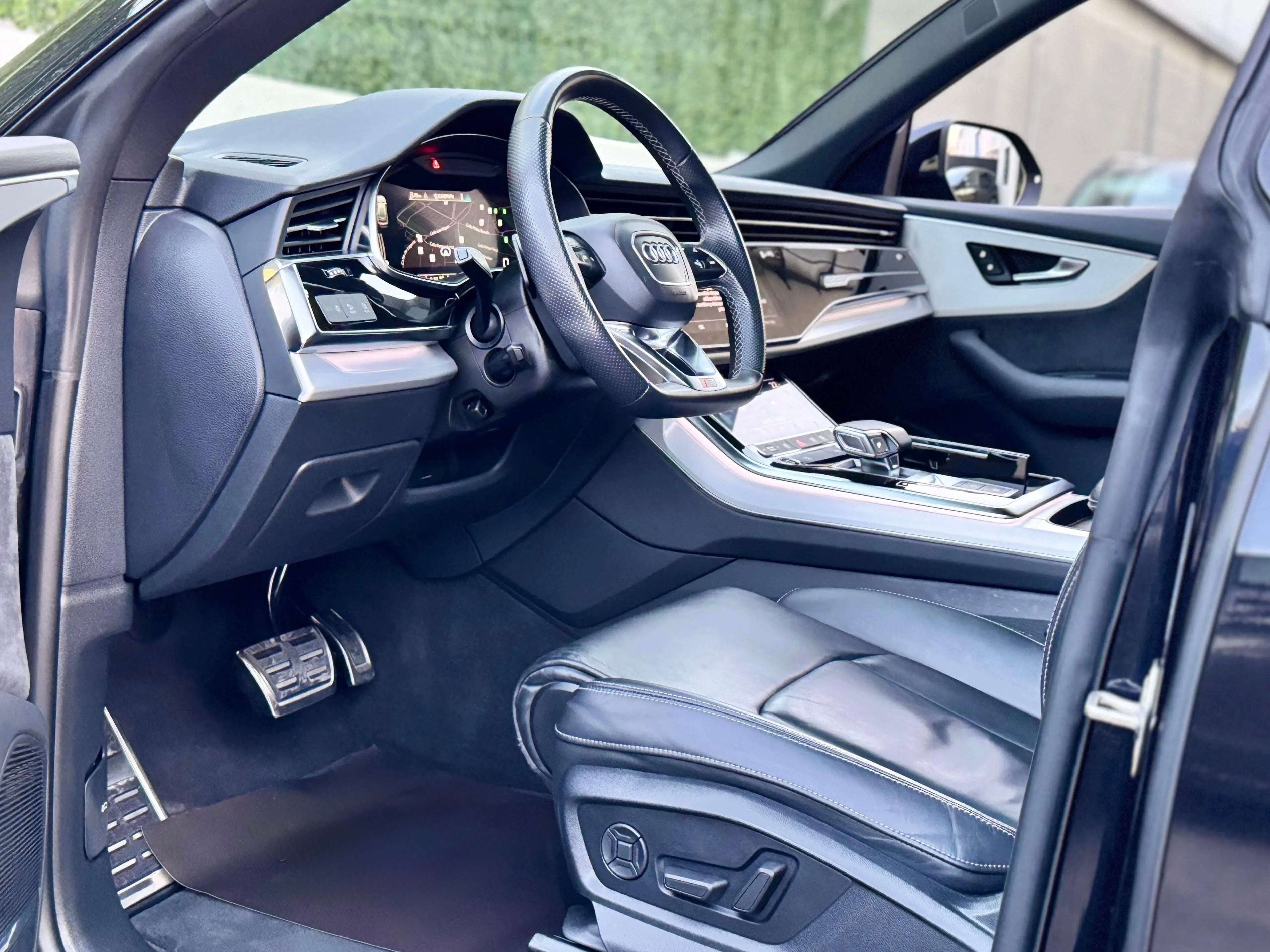 Audi Q8 55 TFSI Black Line