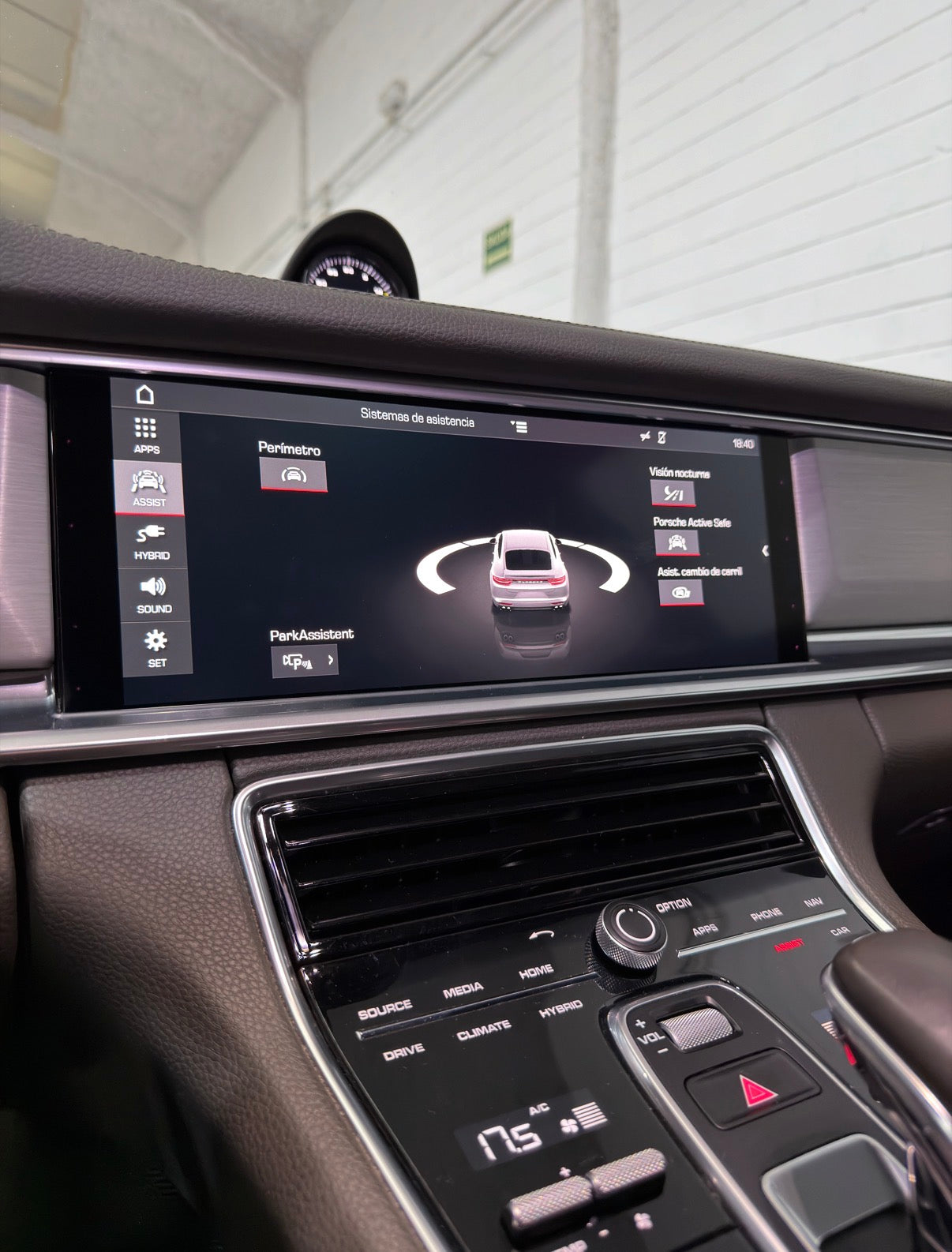 Porsche Panamera 4 Ehybrid
