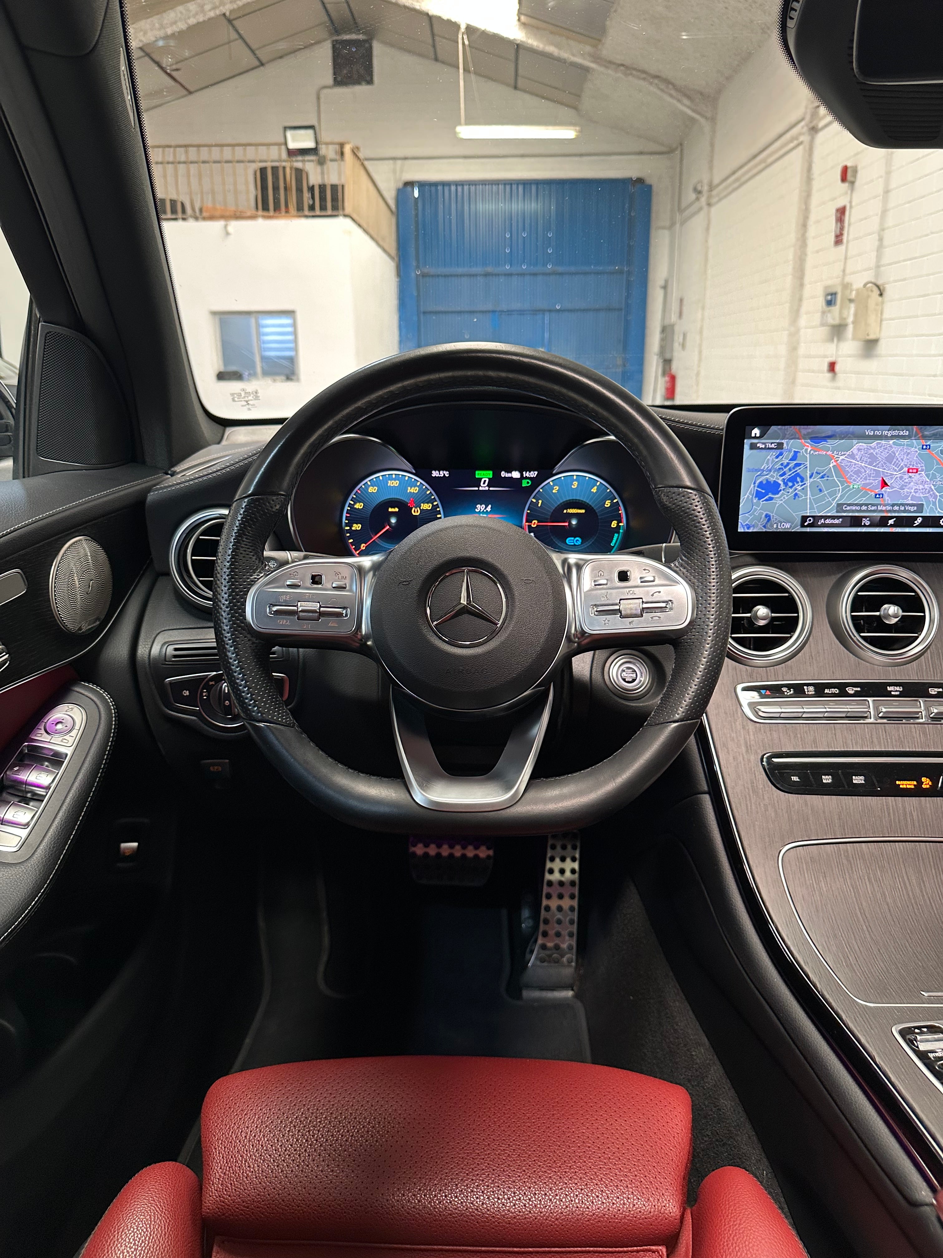 Mercedes-Benz GLC 300de AMG