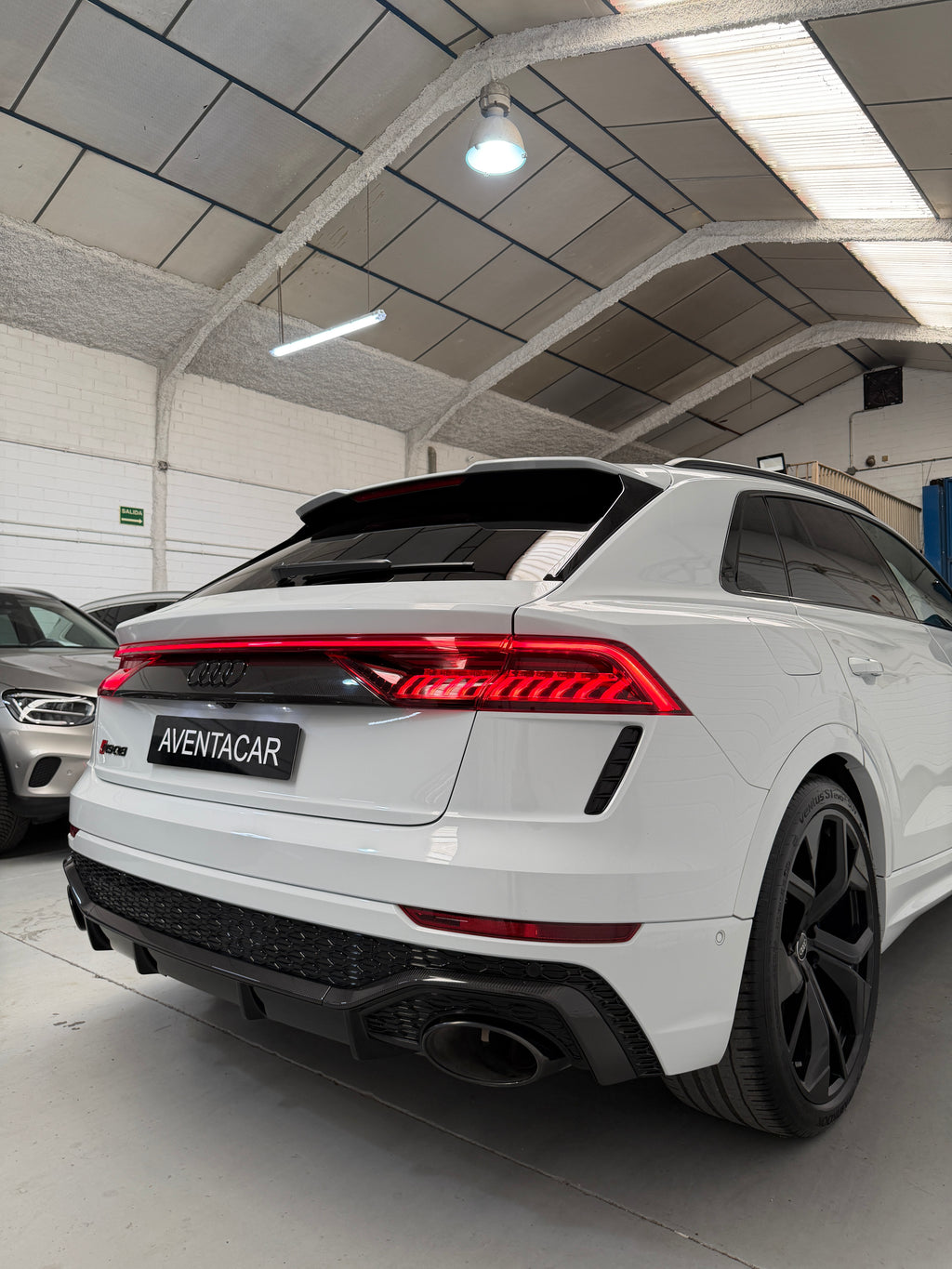 Audi RSQ8 Full Carbono
