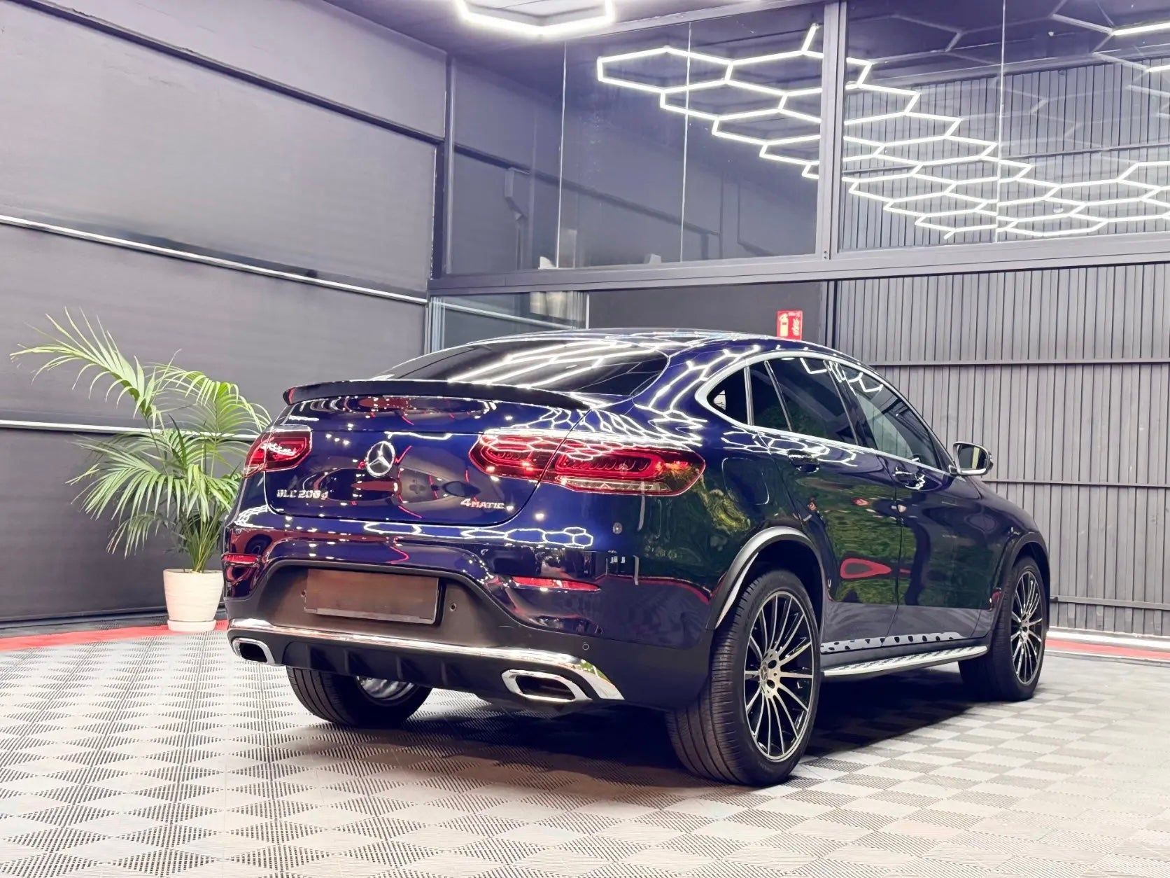 Mercedes-Benz GLC Coupé 200d AMG