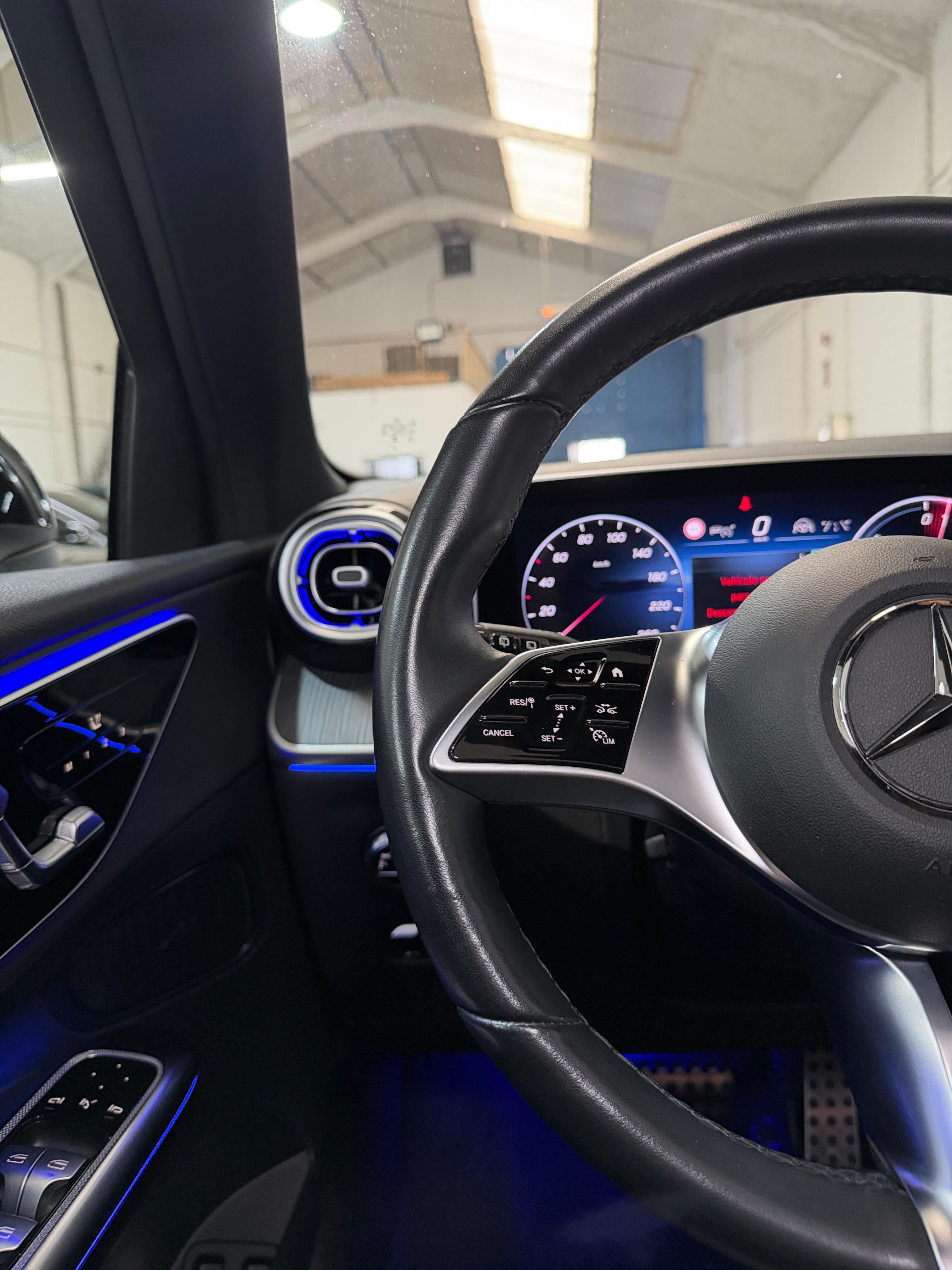 Mercedes-Benz GLC 300e 4 MATIC