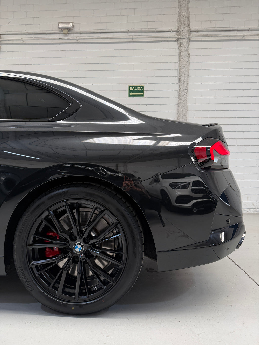 BMW M240i