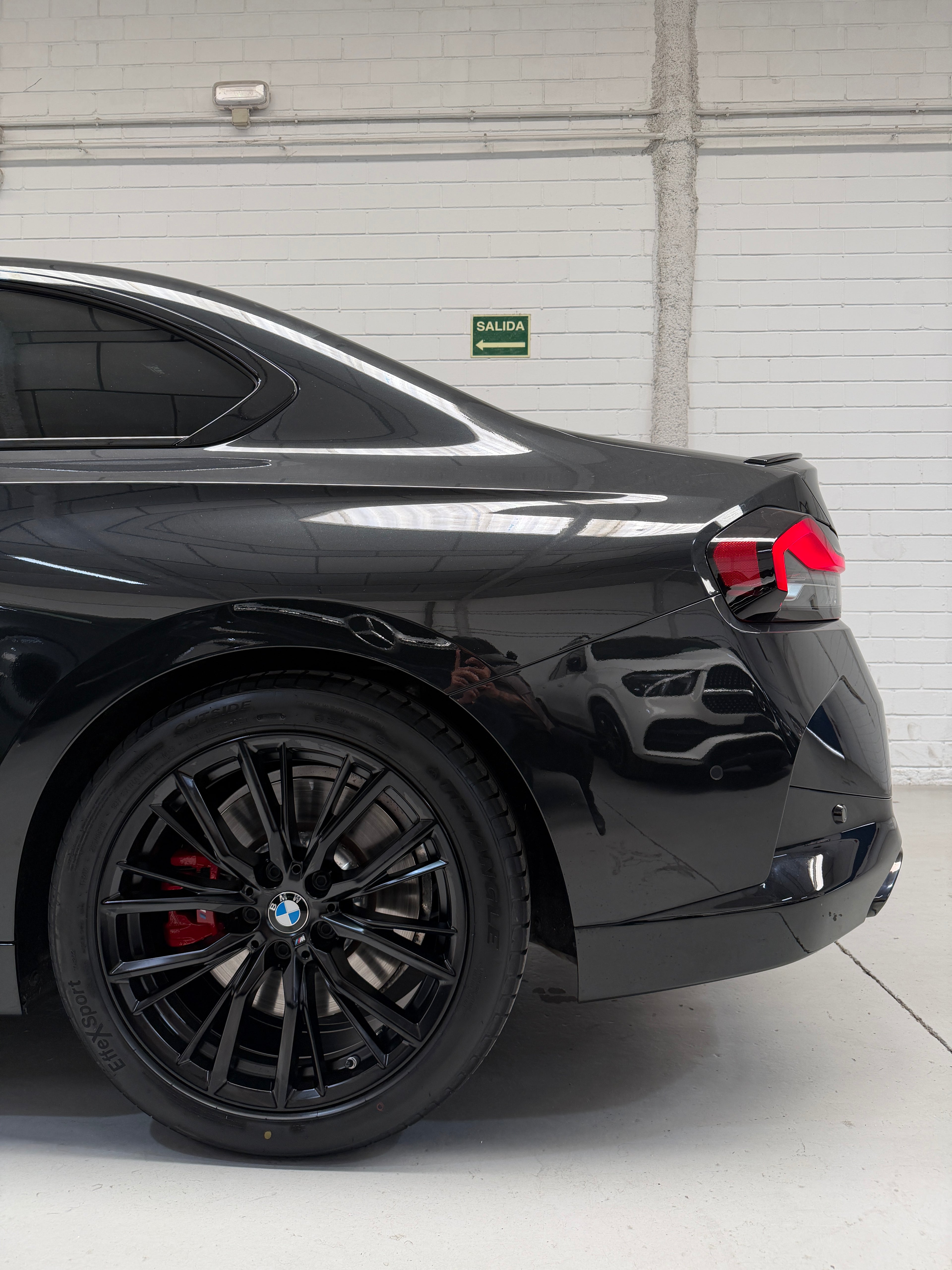 BMW M240i