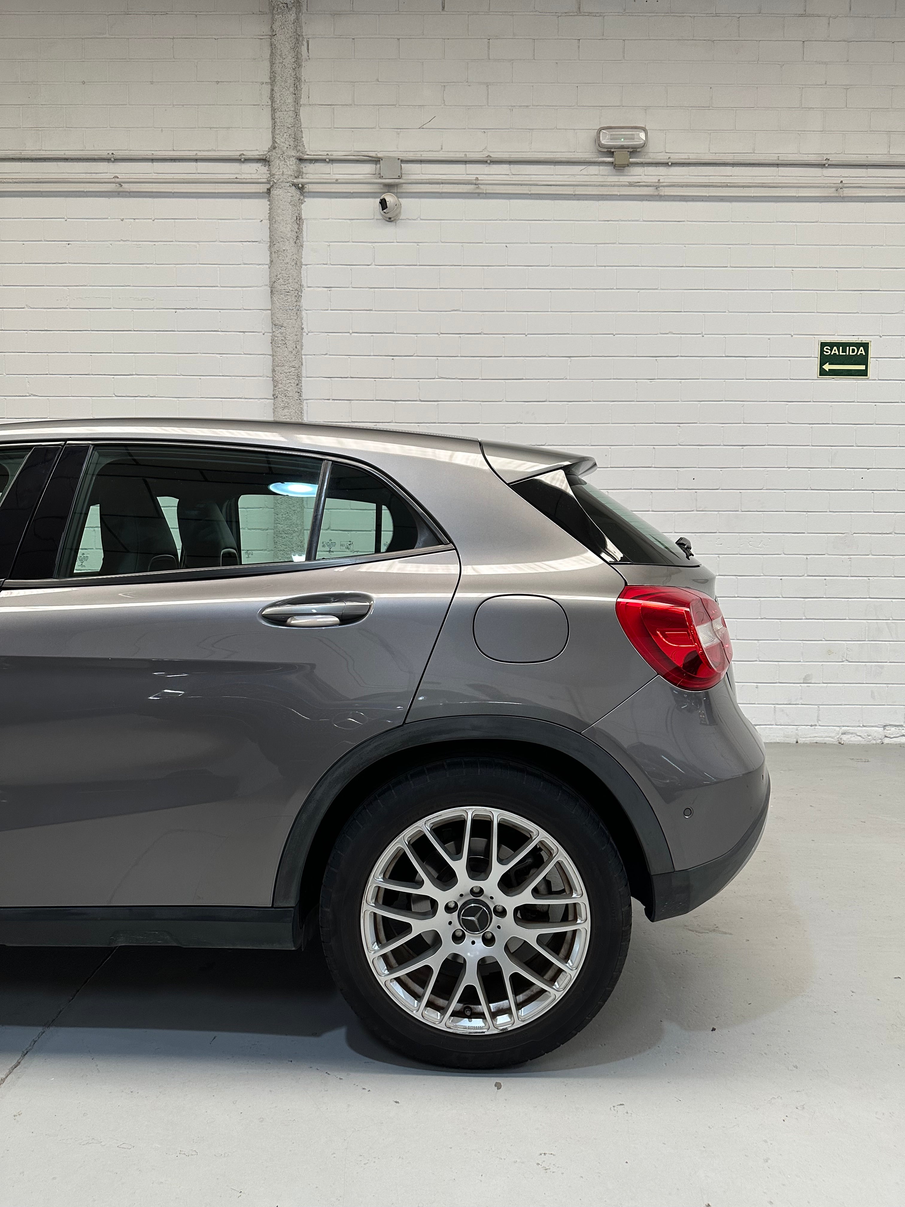 Mercedes Benz GLA 200d