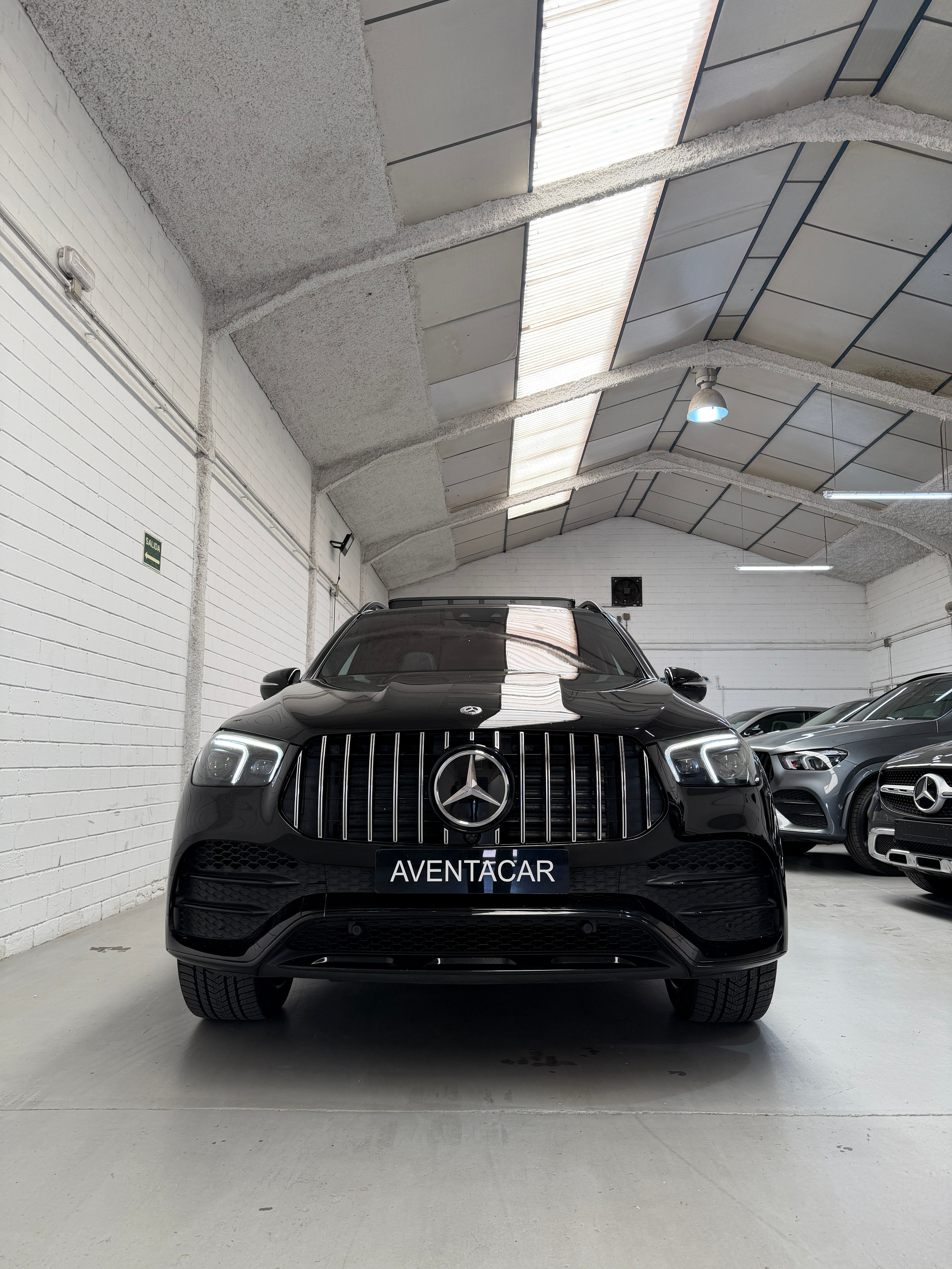 Mercedes-Benz GLE 350d AMG Line Negro