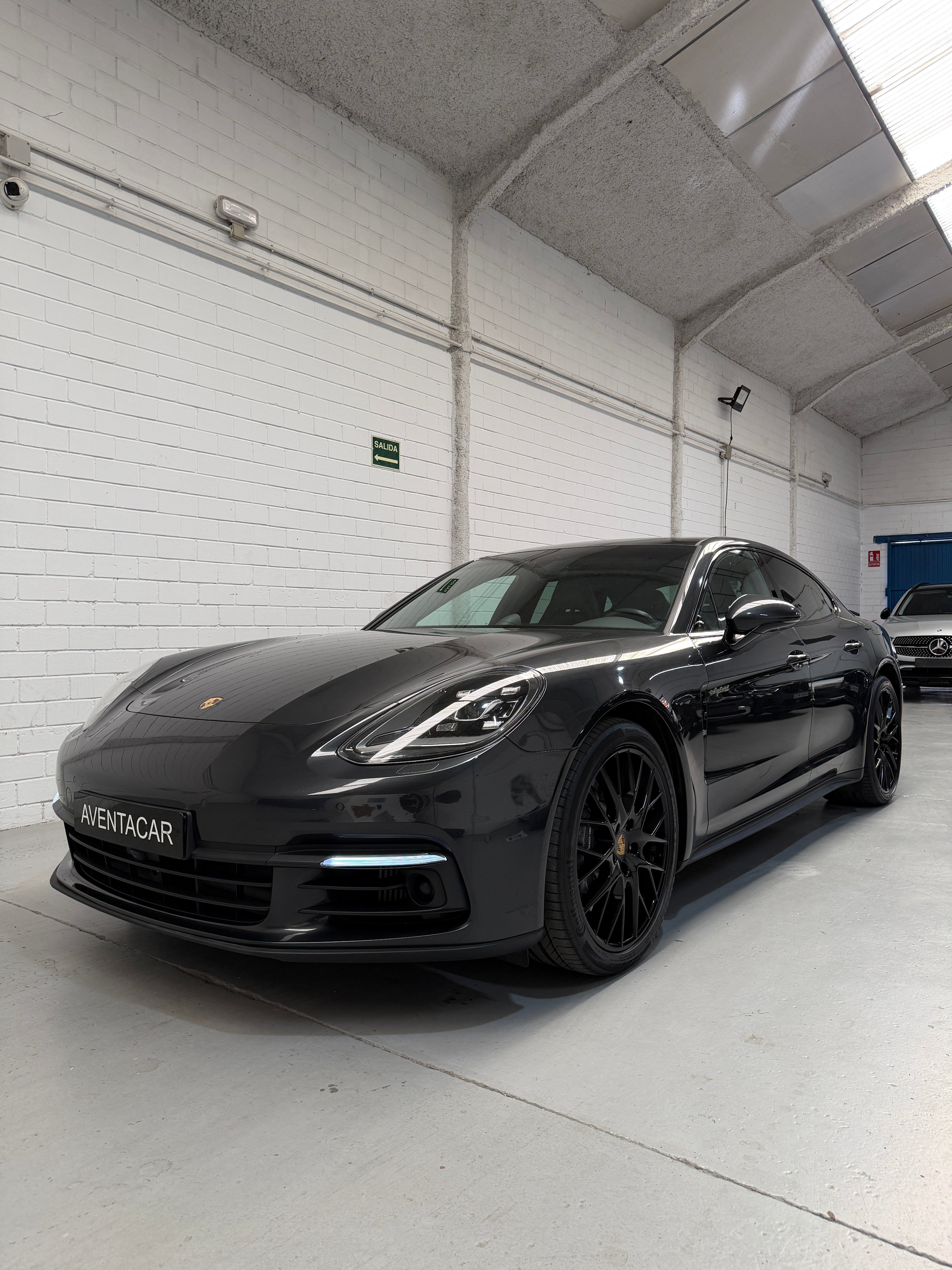 Porsche Panamera 4 Ehybrid