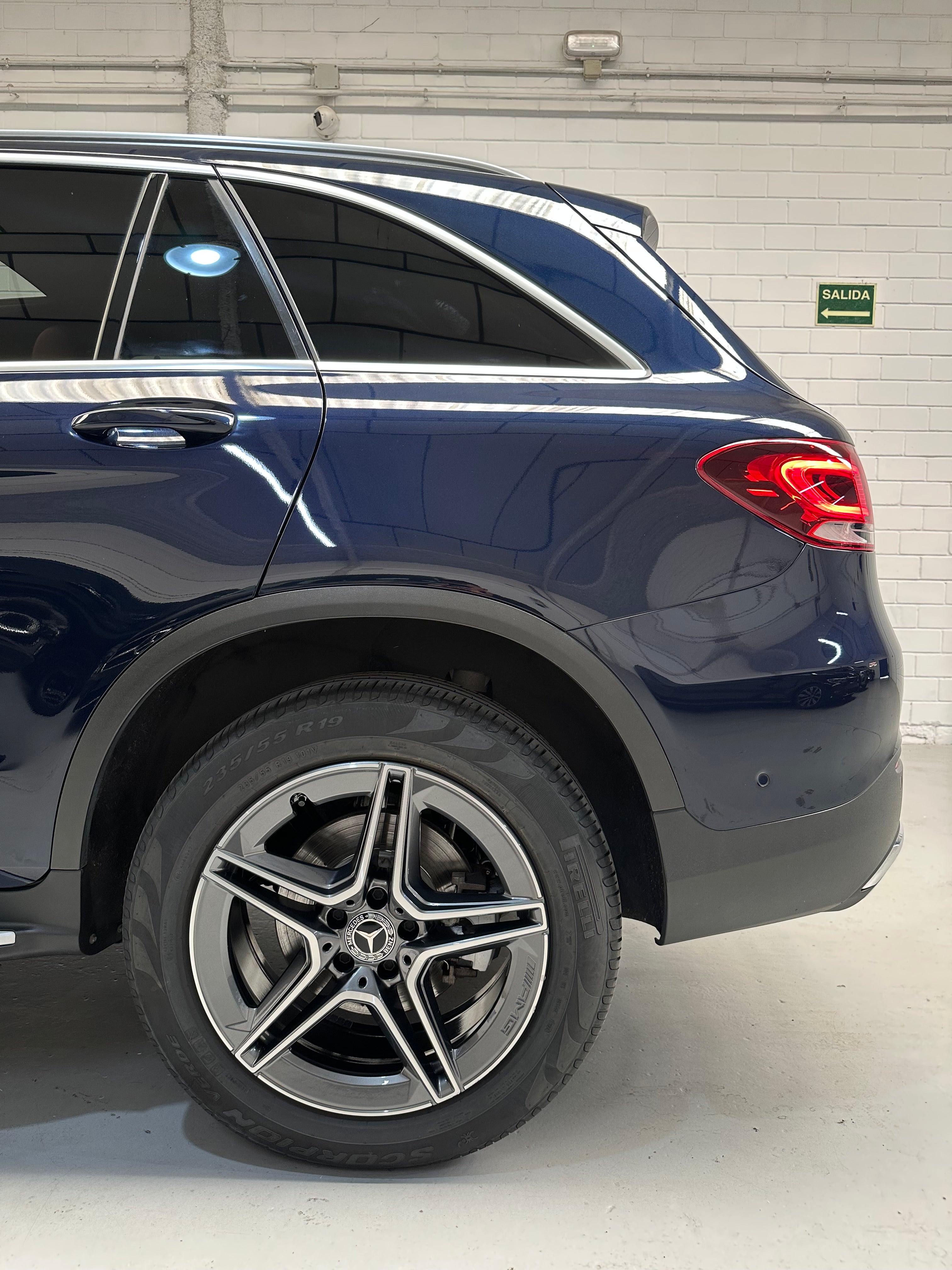 Mercedes-Benz GLC 300de AMG