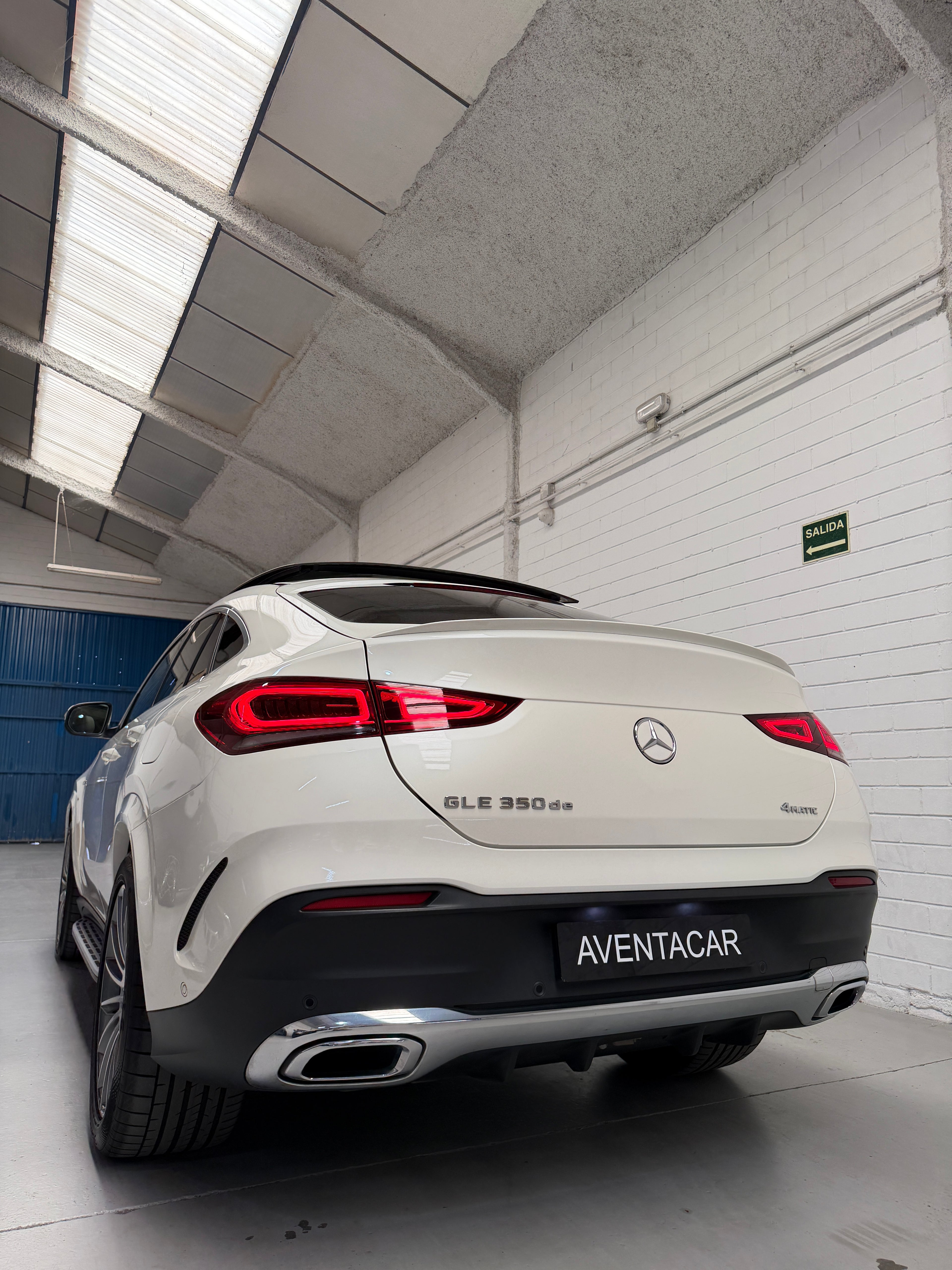 Mercedes-Benz GLE Coupé 350de AMG Line Blanco Perla