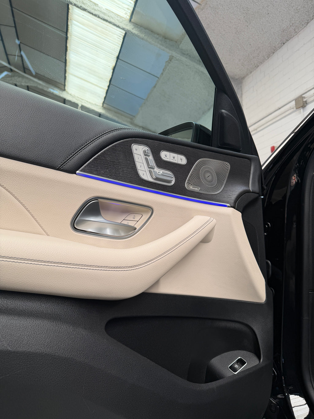 Mercedes-Benz GLE Coupé 350de AMG Look 63S Interior Beige