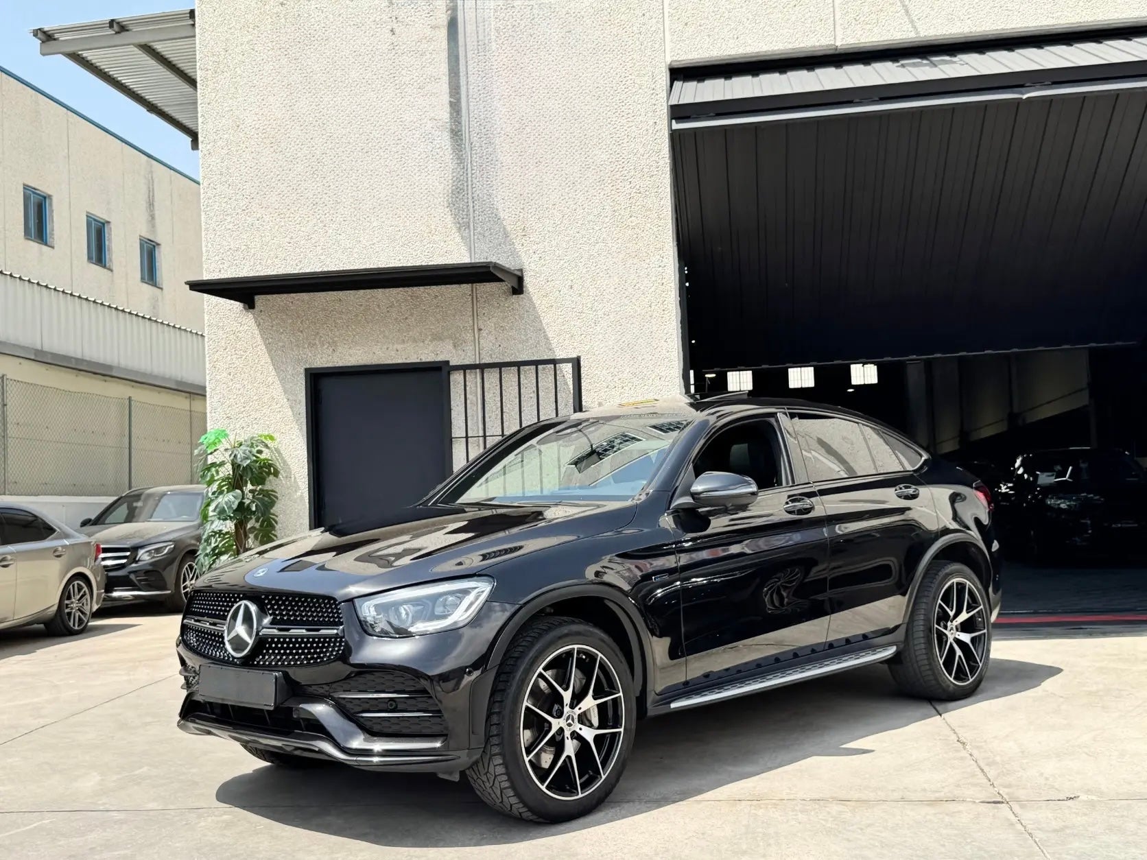 Mercedes-Benz GLC Coupé 300de AMG