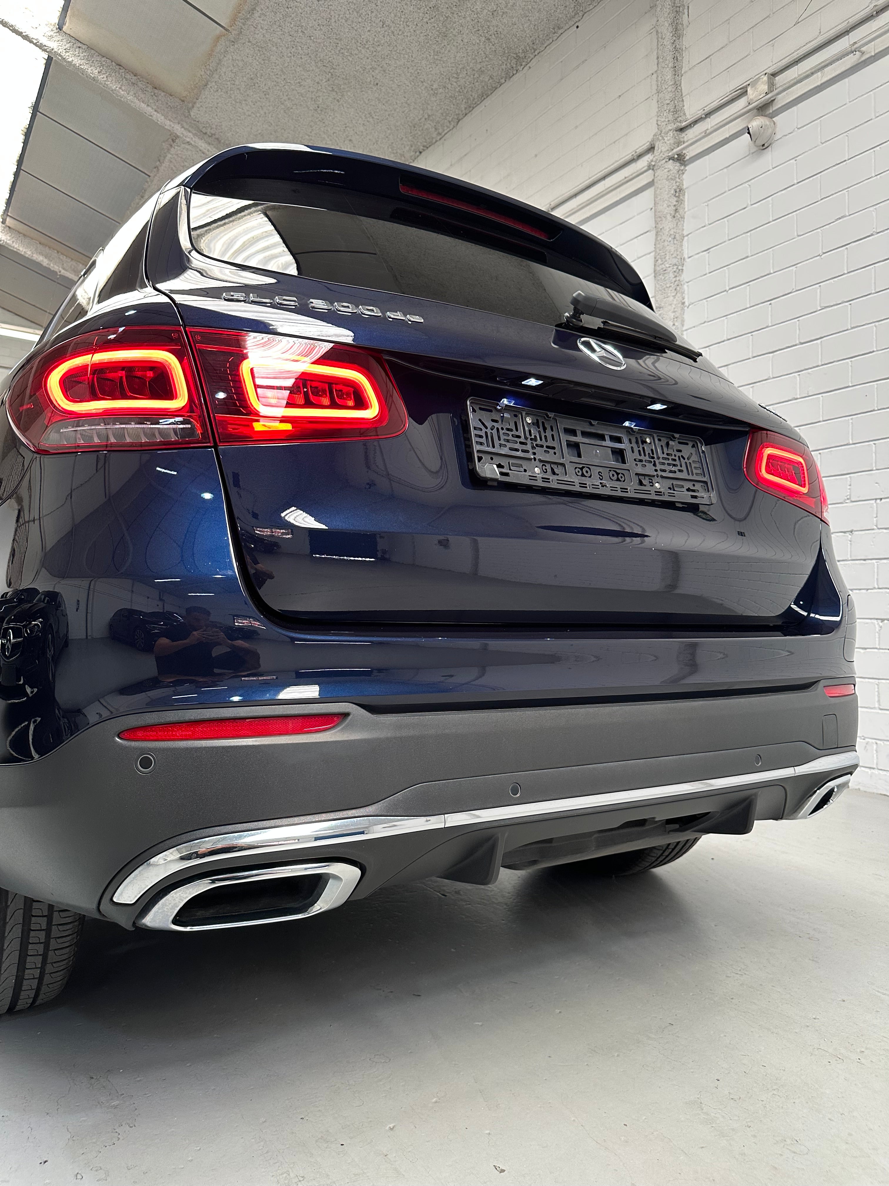 Mercedes-Benz GLC 300de AMG