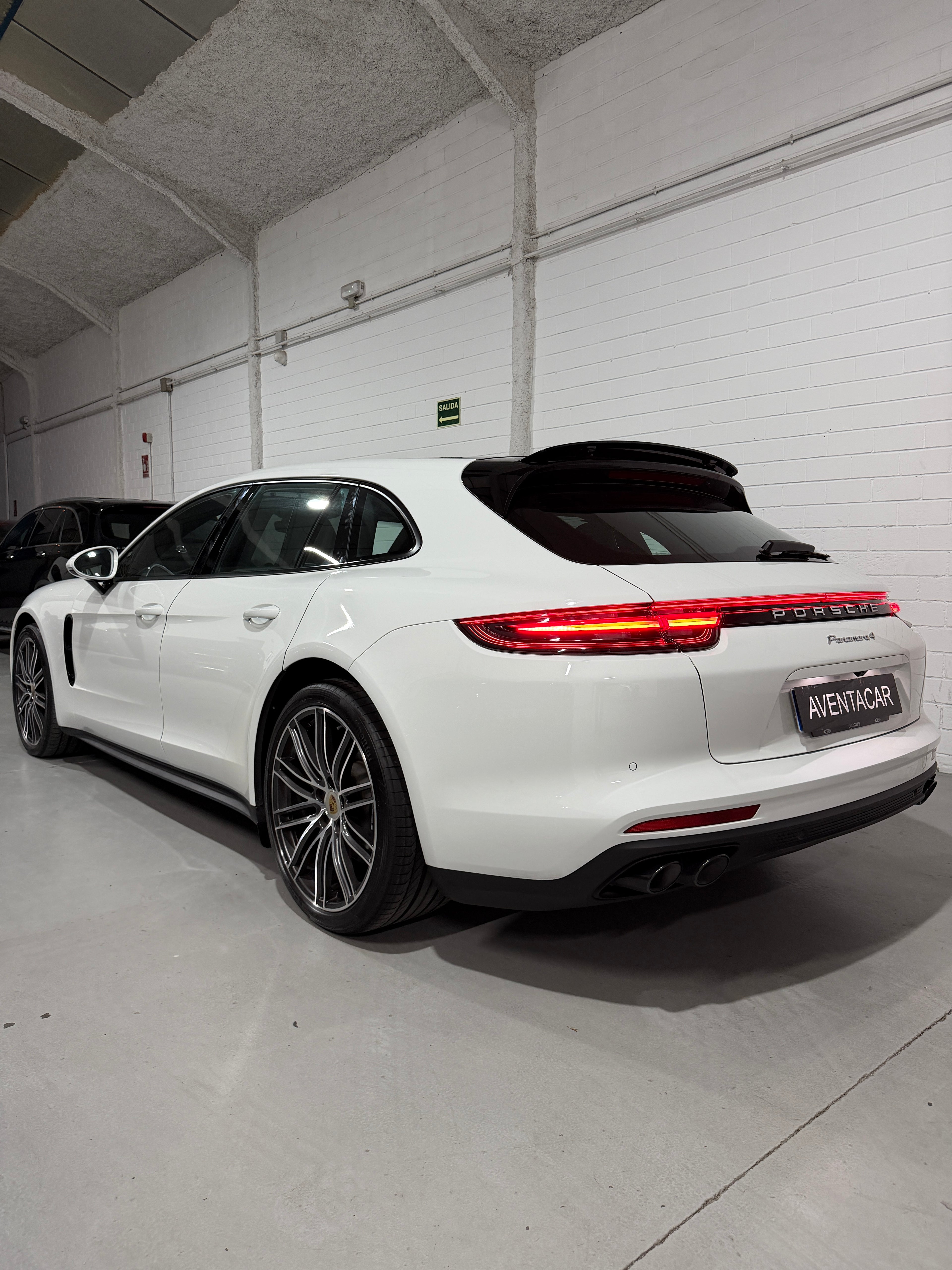 Porsche Panamera 4 Sport Turismo