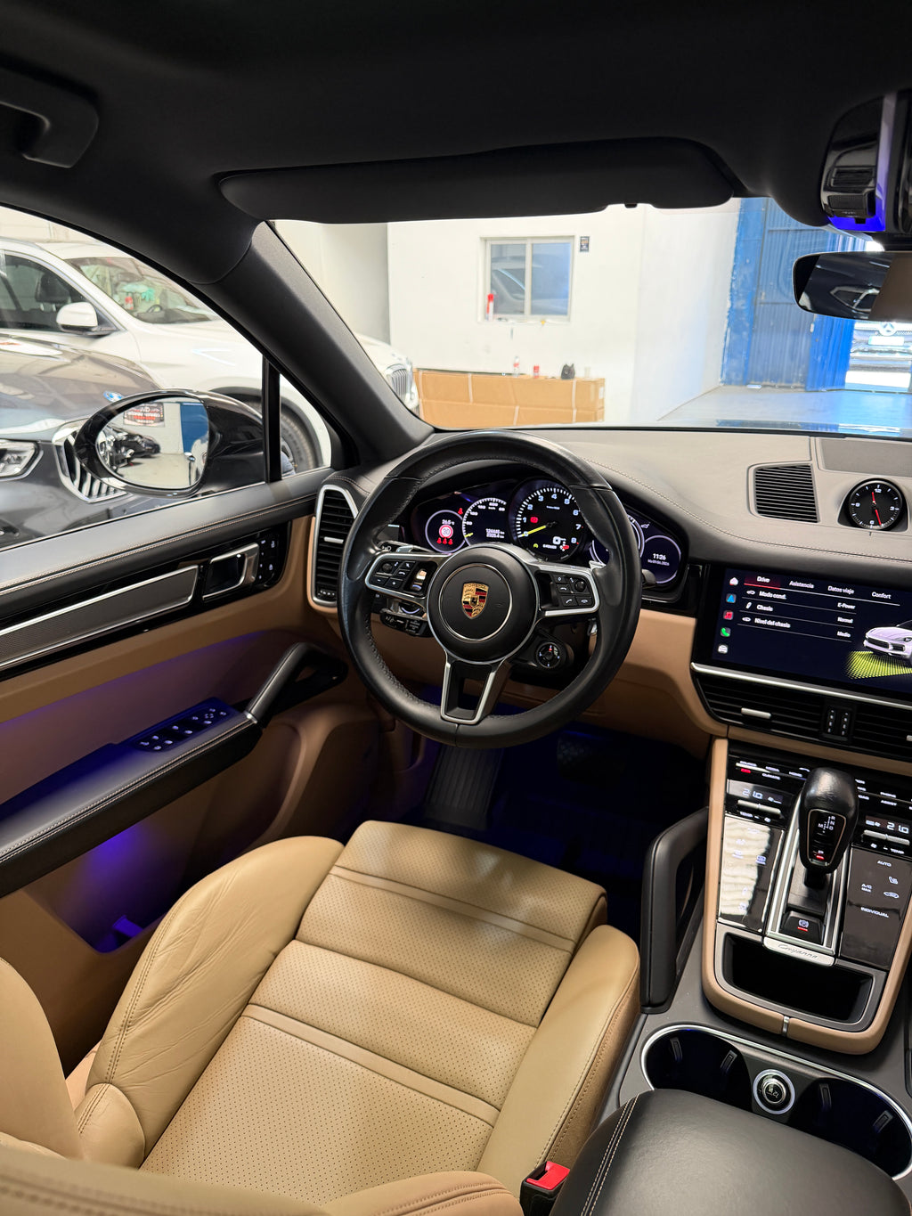 Porsche Cayenne Coupé E-Hybrid PLATINUM EDITION