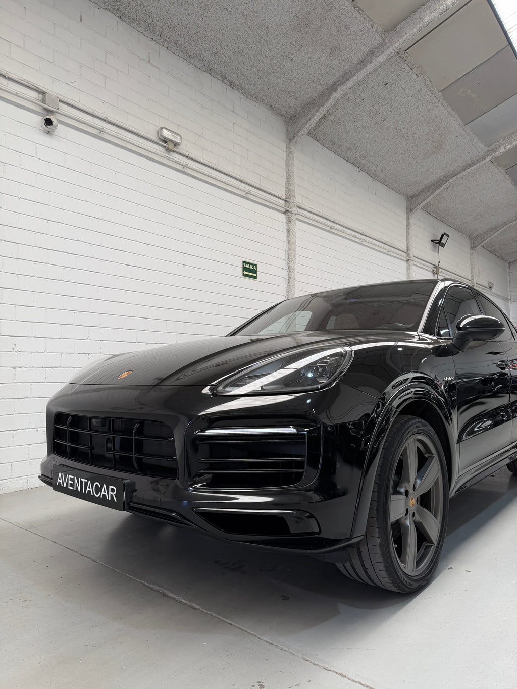 Porsche Cayenne Coupé E-Hybrid PLATINUM EDITION