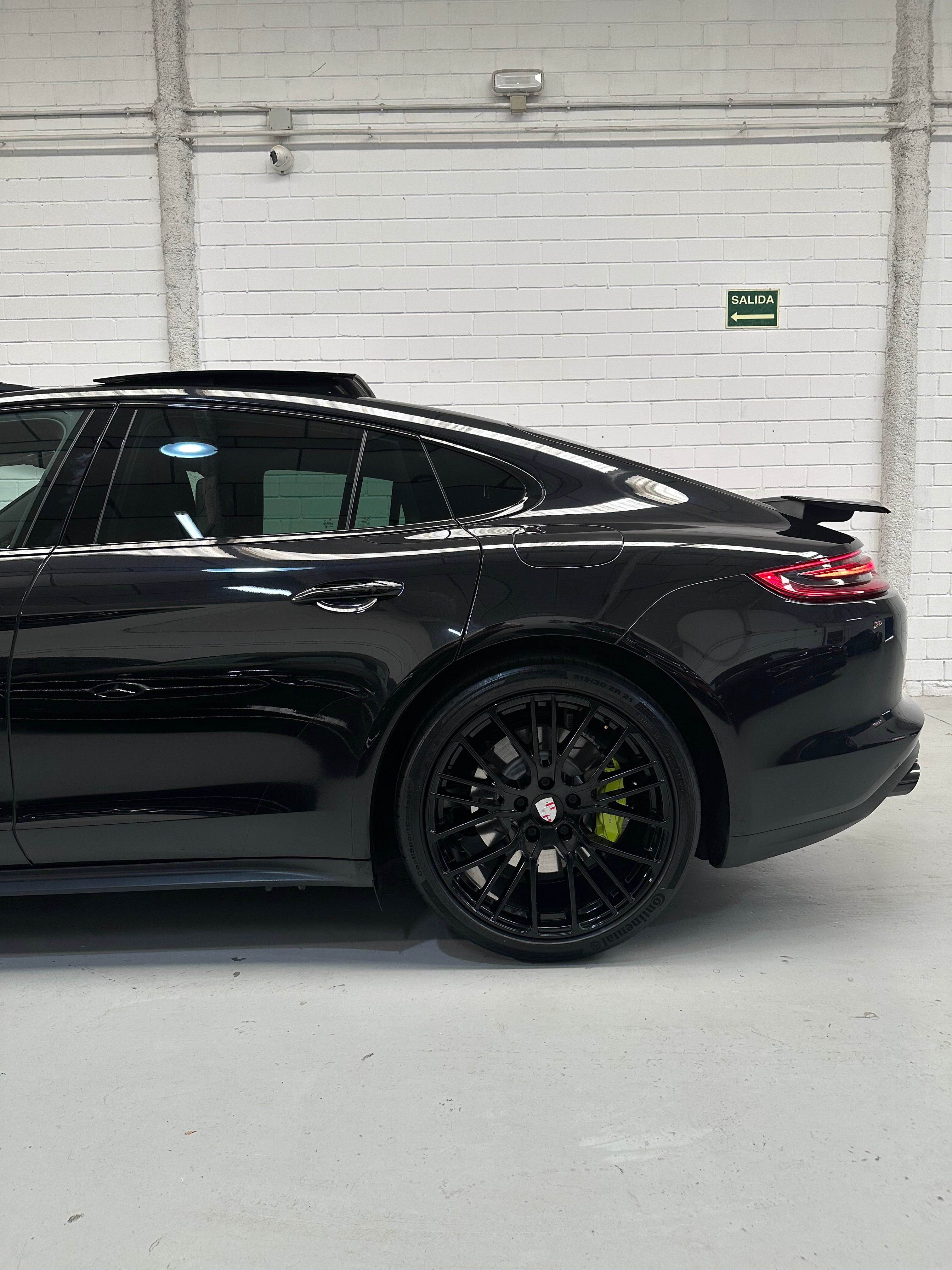 Porsche Panamera 4 Ehybrid 5 Plazas