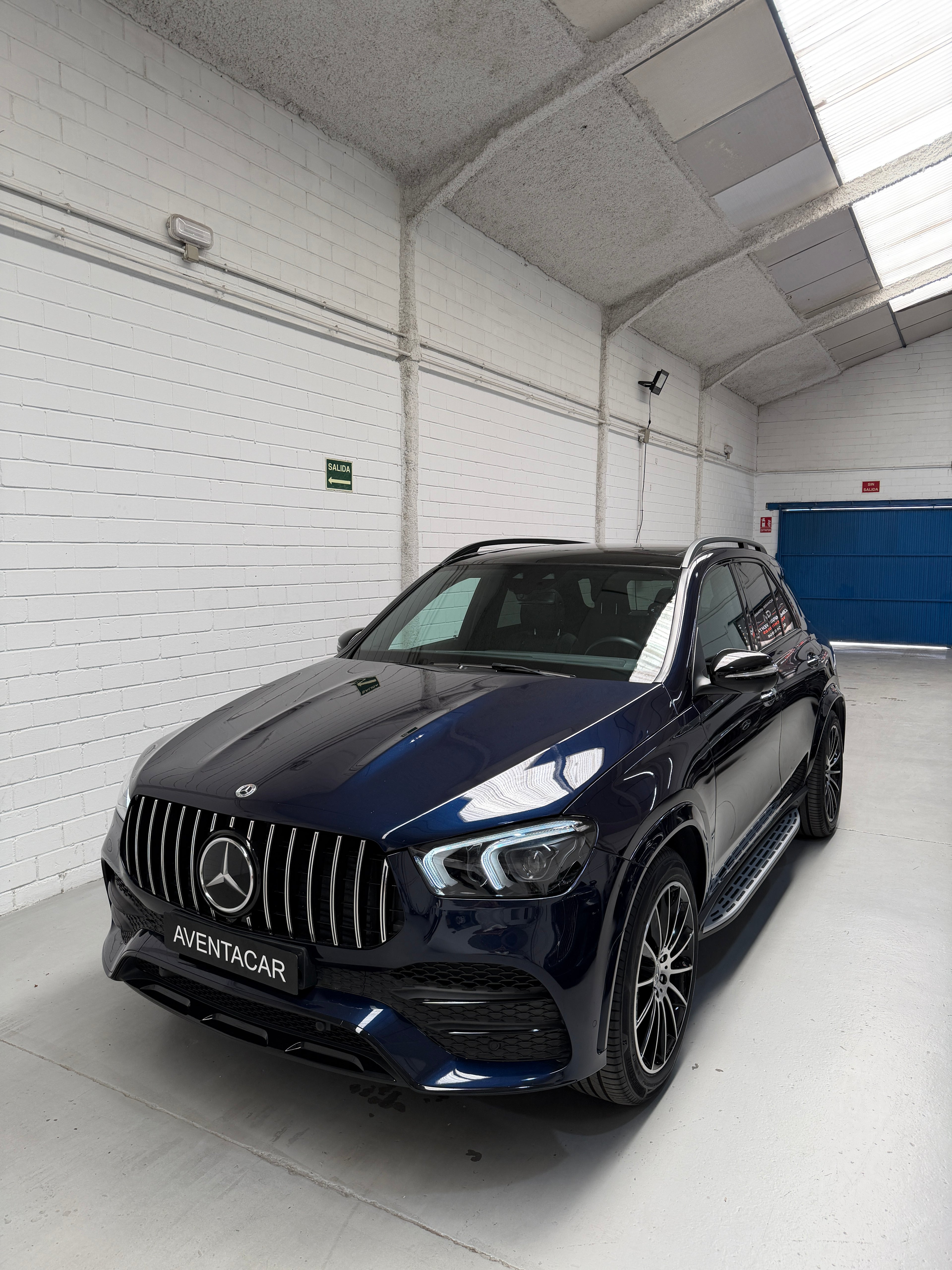 Mercedes-Benz GLE 350de AMG Line Azul Marino