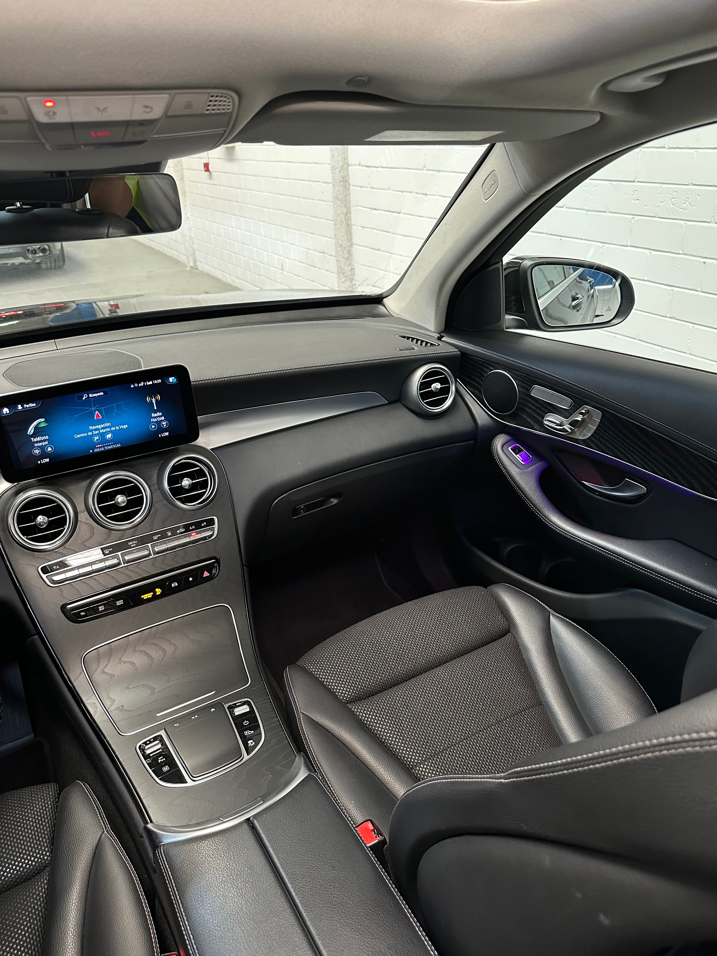 Mercedes-Benz GLC 300de AMG