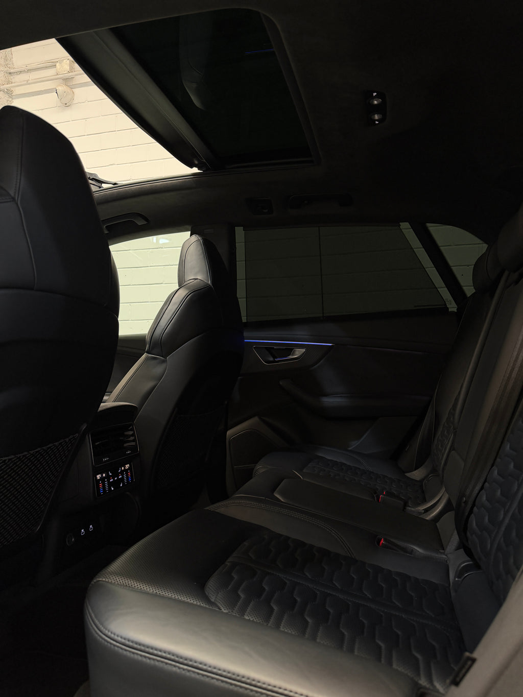 Audi RSQ8 Full Carbono