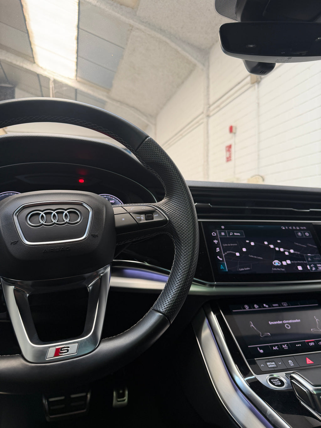 AUDI Q8 50 TDI S Line Black Line