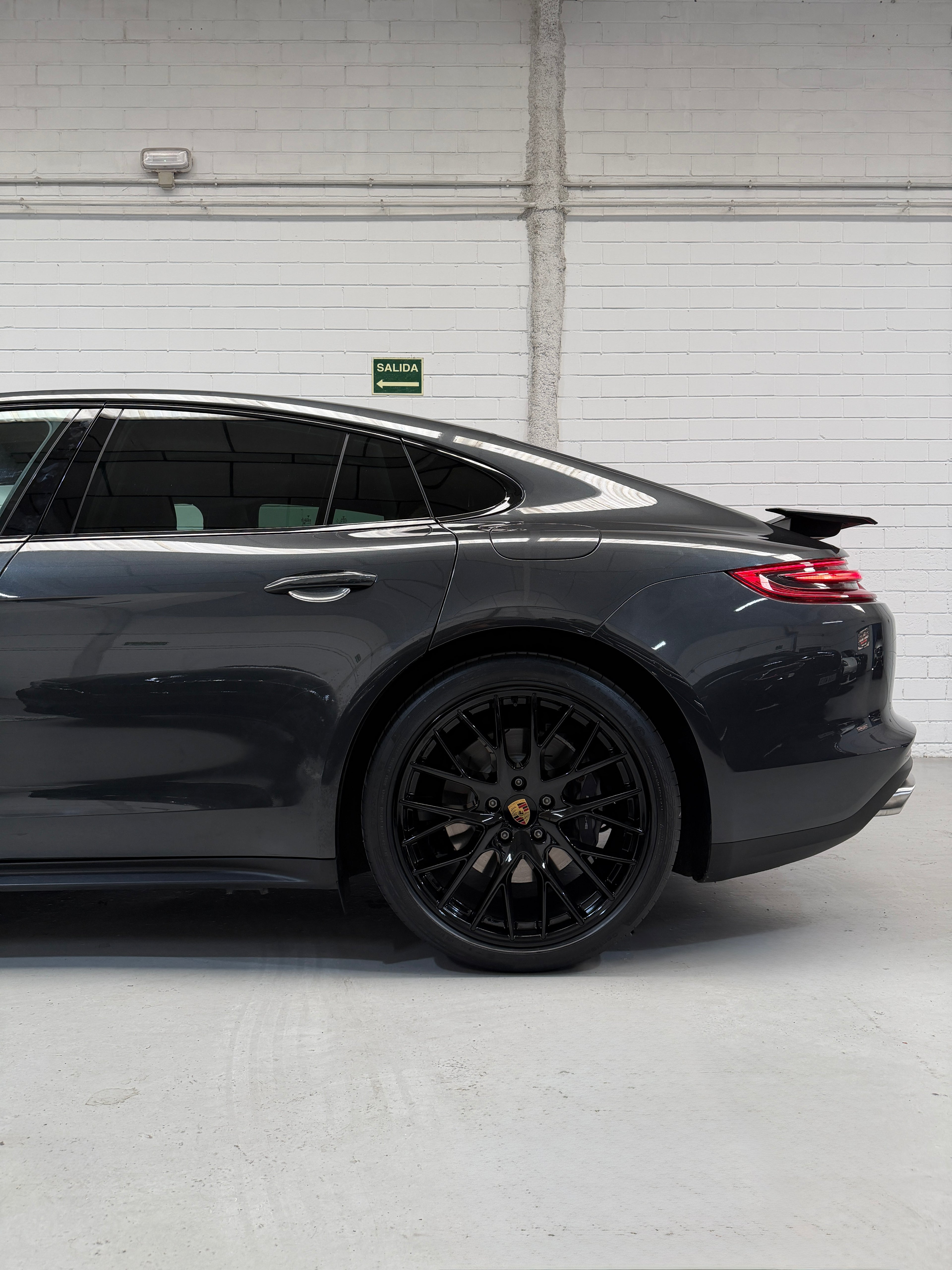Porsche Panamera 4 Ehybrid