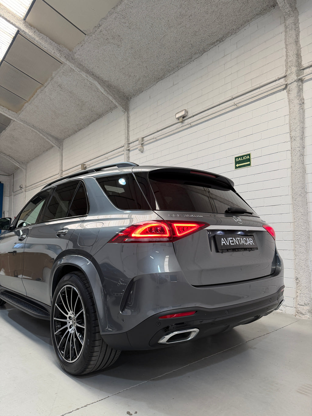 Mercedes-Benz GLE 350de AMG Line Gris Celenite
