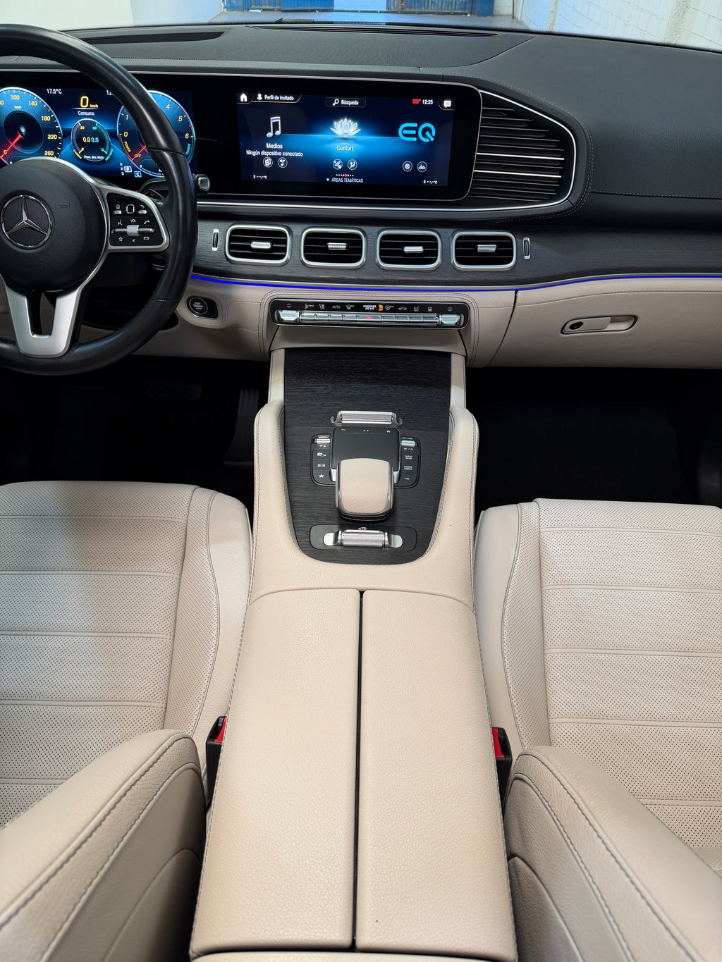 Mercedes-Benz GLE Coupé 350de AMG Look 63S Interior Beige