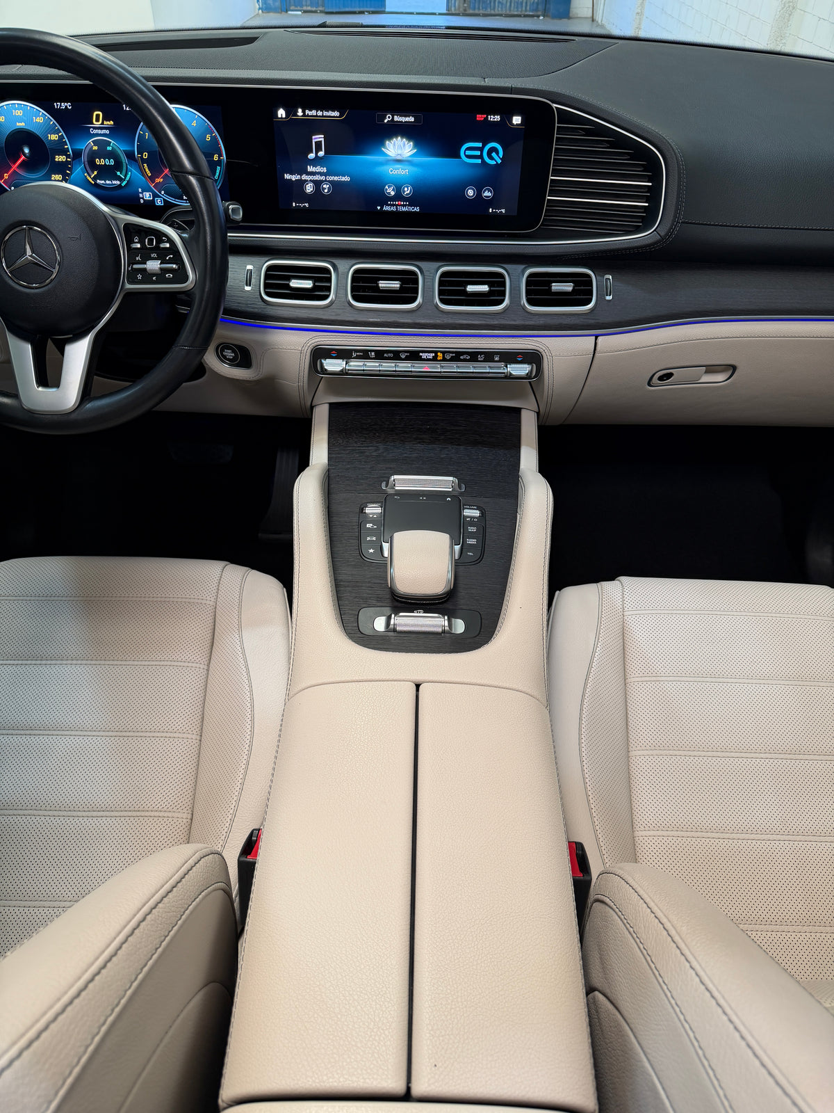 Mercedes-Benz GLE Coupé 350de AMG Look 63S Interior Beige