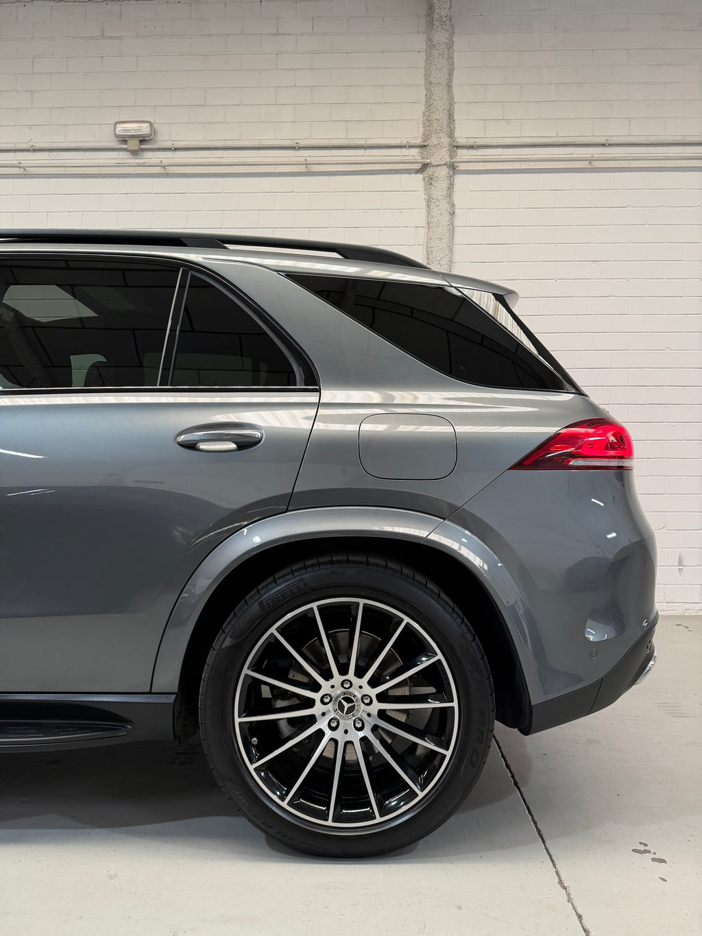 Mercedes-Benz GLE 350de AMG Line Gris Celenite