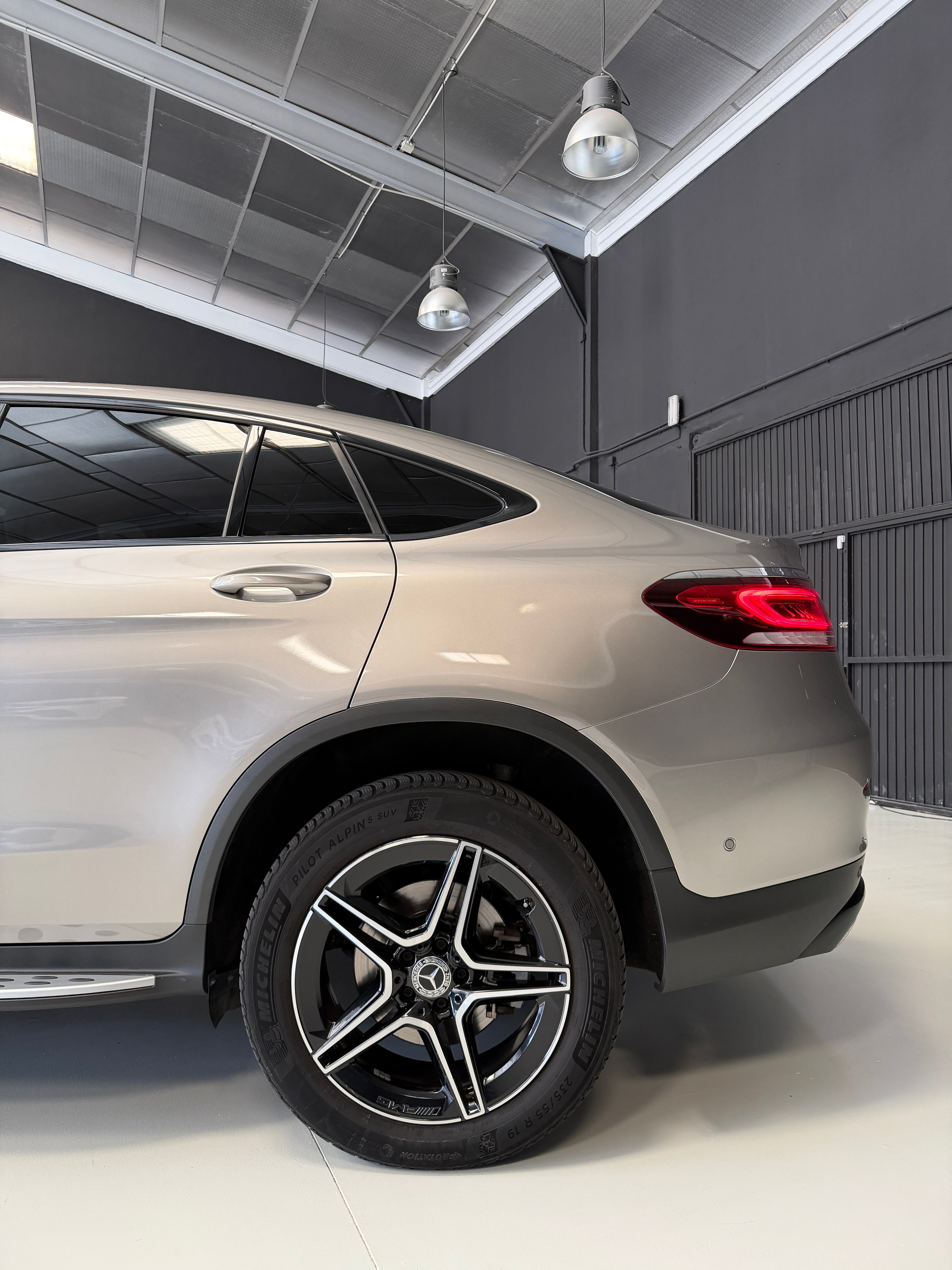 Mercedes-Benz GLC Coupé 300de AMG Line Champán