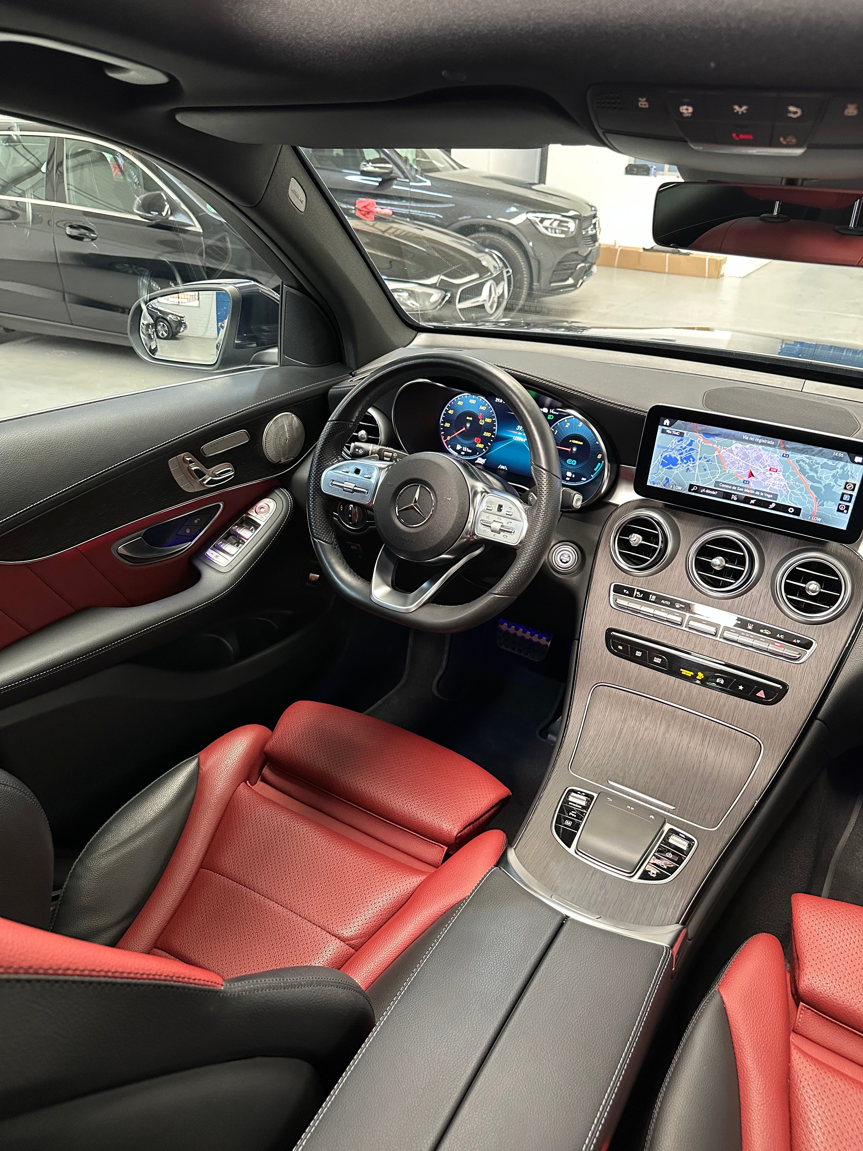 Mercedes-Benz GLC 300de AMG