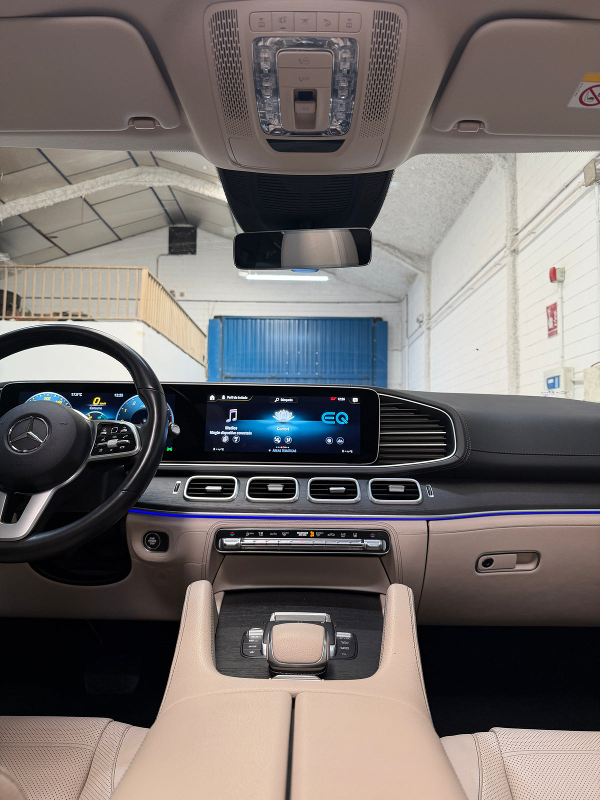 Mercedes-Benz GLE Coupé 350de AMG Look 63S Interior Beige