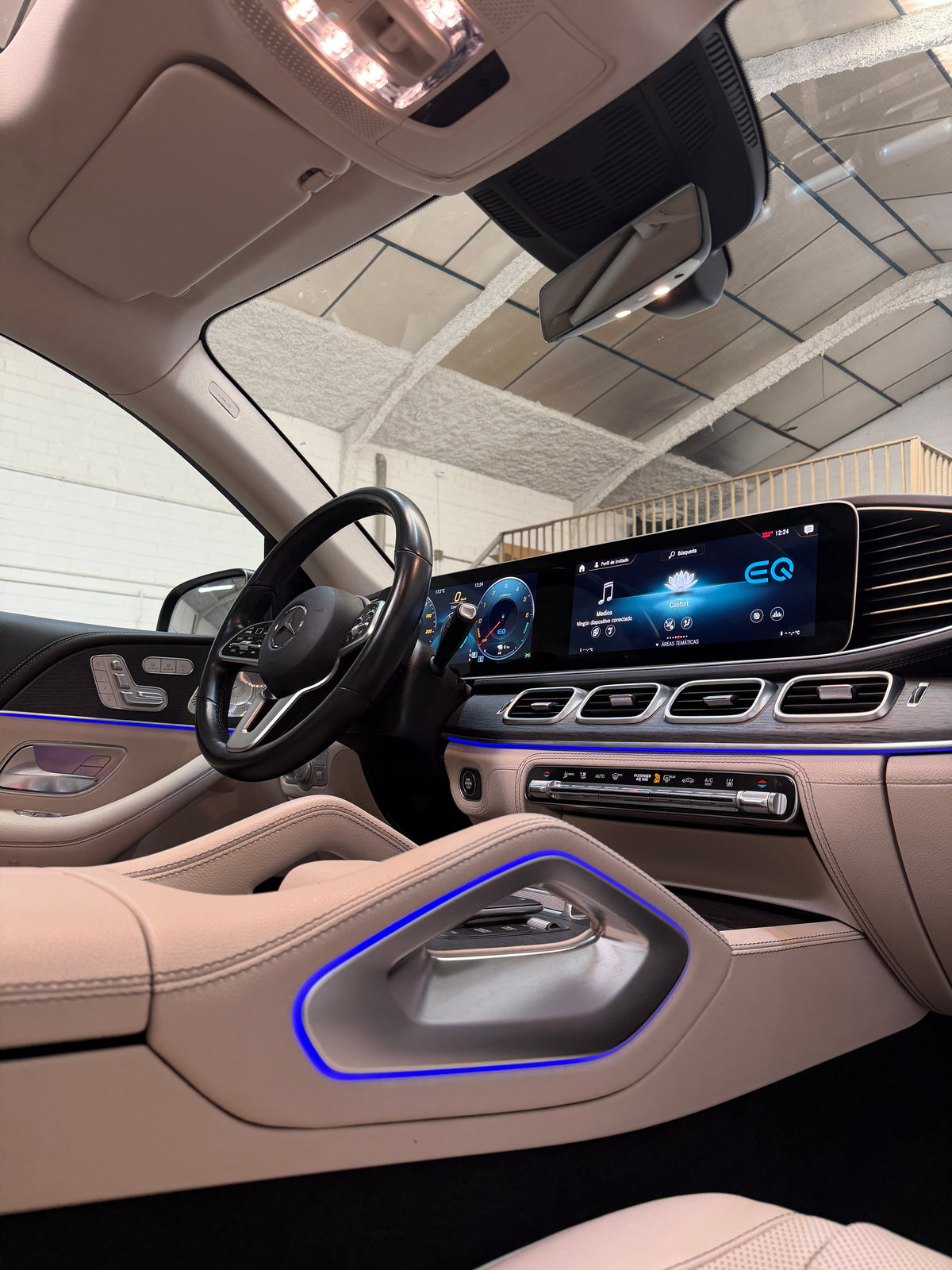 Mercedes-Benz GLE Coupé 350de AMG Look 63S Interior Beige