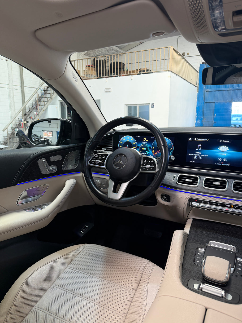 Mercedes-Benz GLE Coupé 350de AMG Look 63S Interior Beige