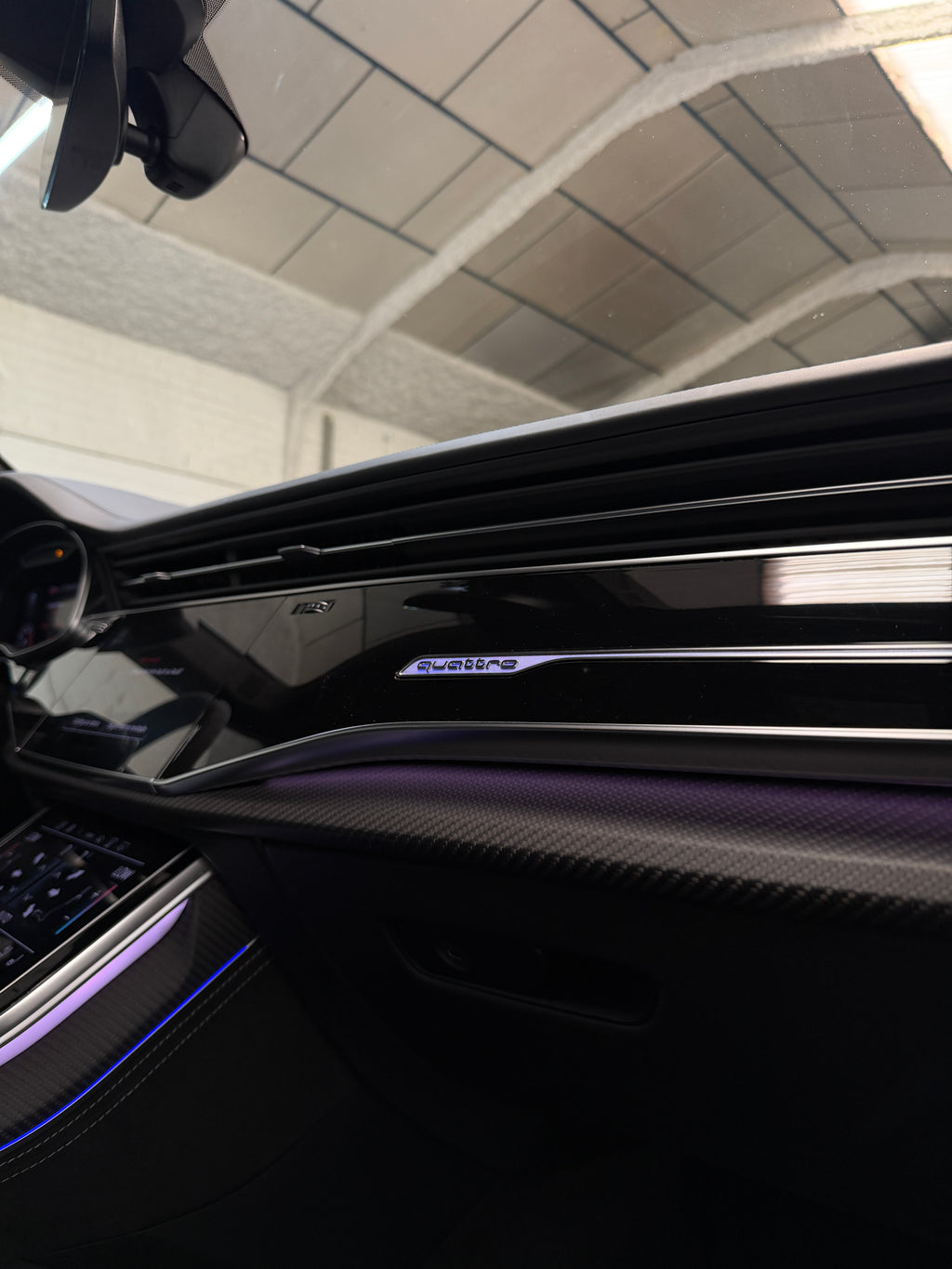 Audi RSQ8 Full Carbono