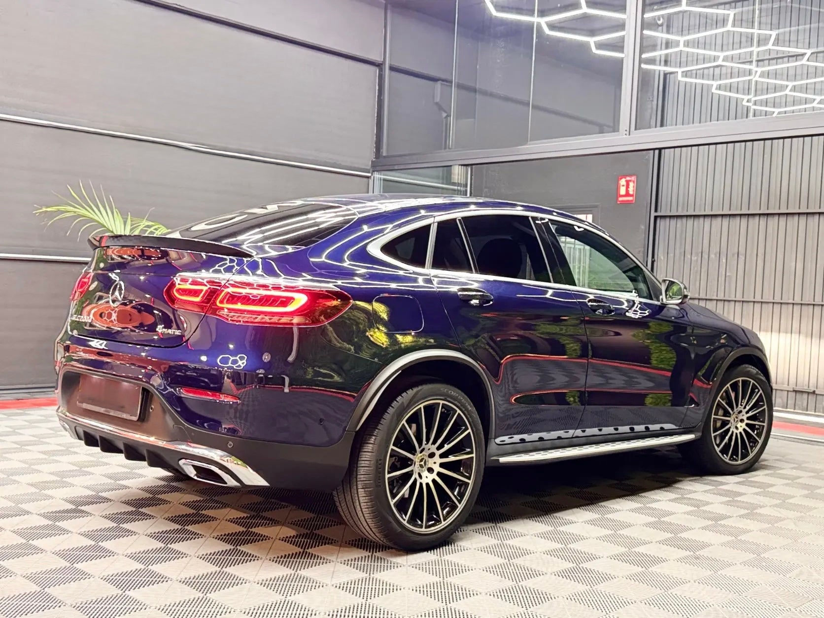 Mercedes-Benz GLC Coupé 200d AMG