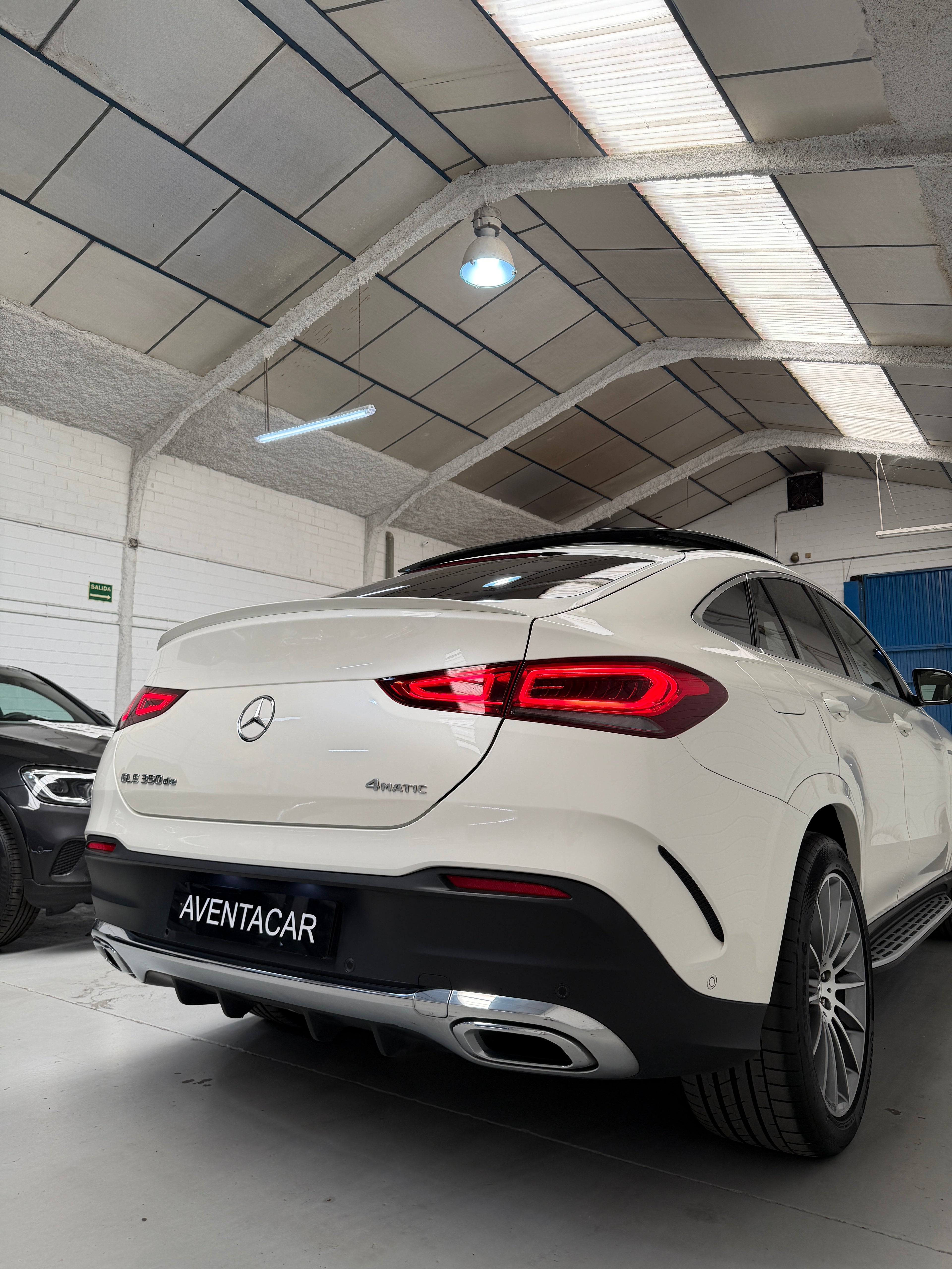 Mercedes-Benz GLE Coupé 350de AMG Line Blanco Perla