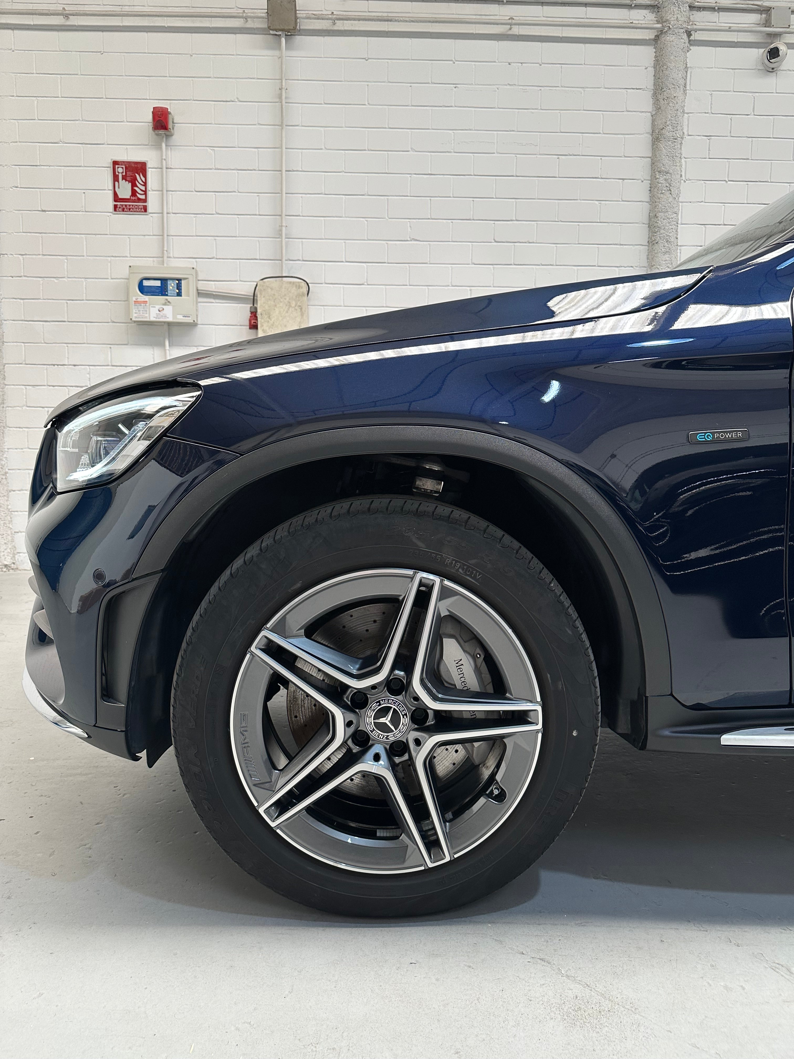 Mercedes-Benz GLC 300de AMG