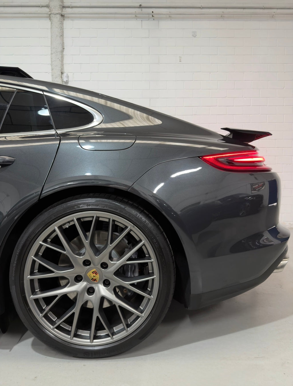 Porsche Panamera 4 Ehybrid