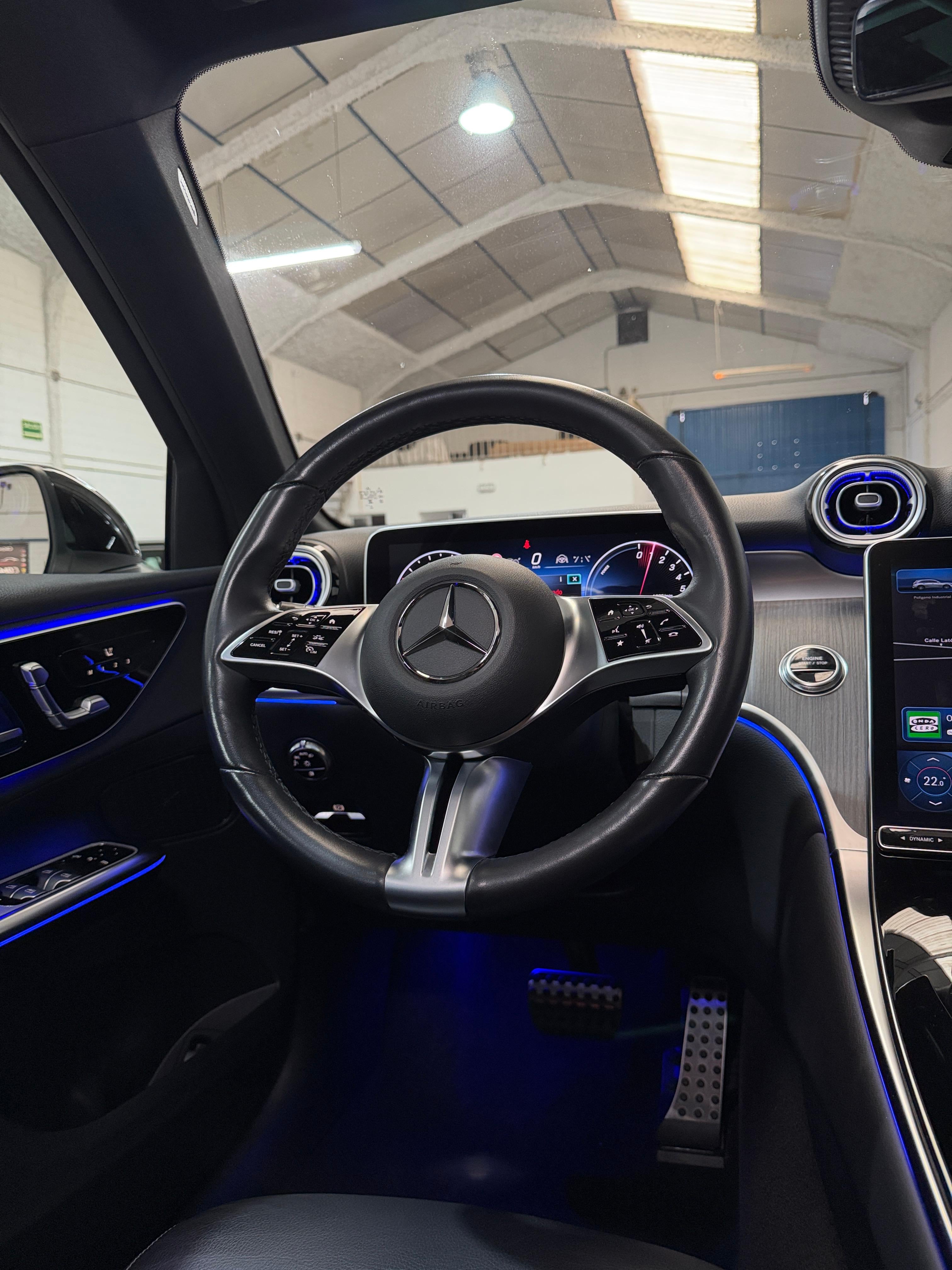 Mercedes-Benz GLC 300e 4 MATIC