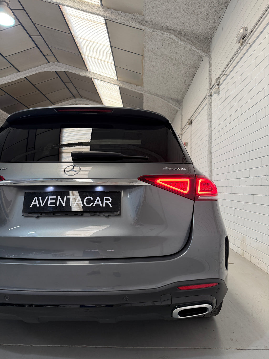 Mercedes-Benz GLE 350de AMG Line Gris Celenite