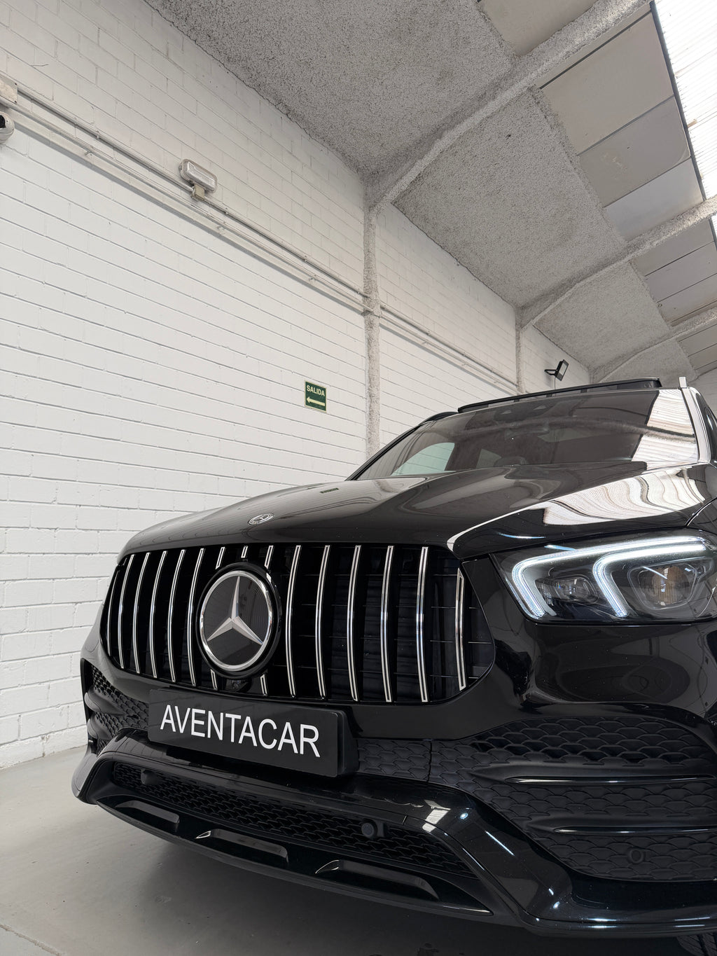 Mercedes-Benz GLE 350d AMG Line Negro
