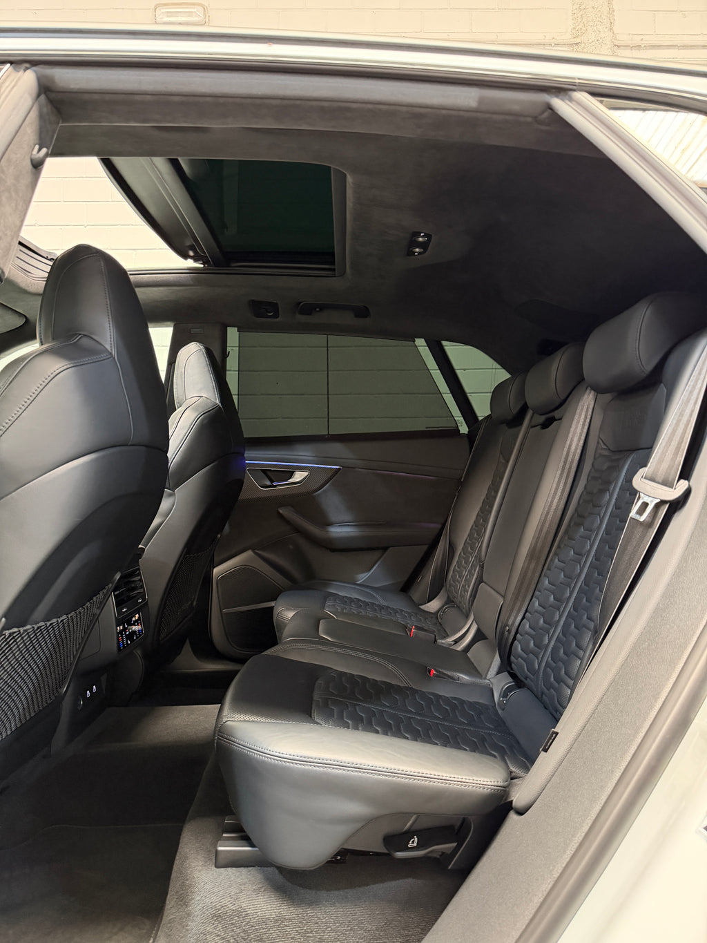 Audi RSQ8 Full Carbono