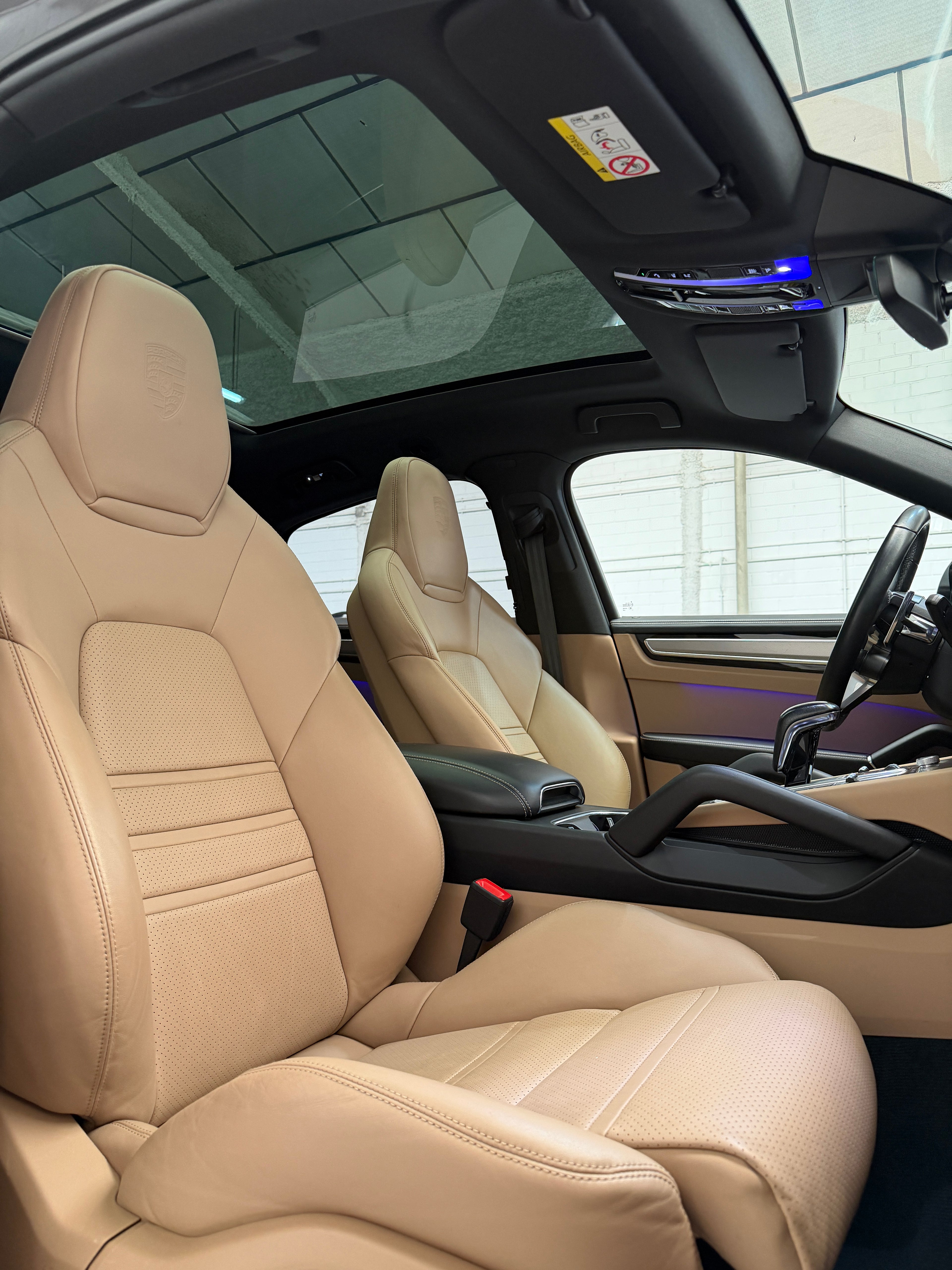 Porsche Cayenne Coupé E-Hybrid PLATINUM EDITION