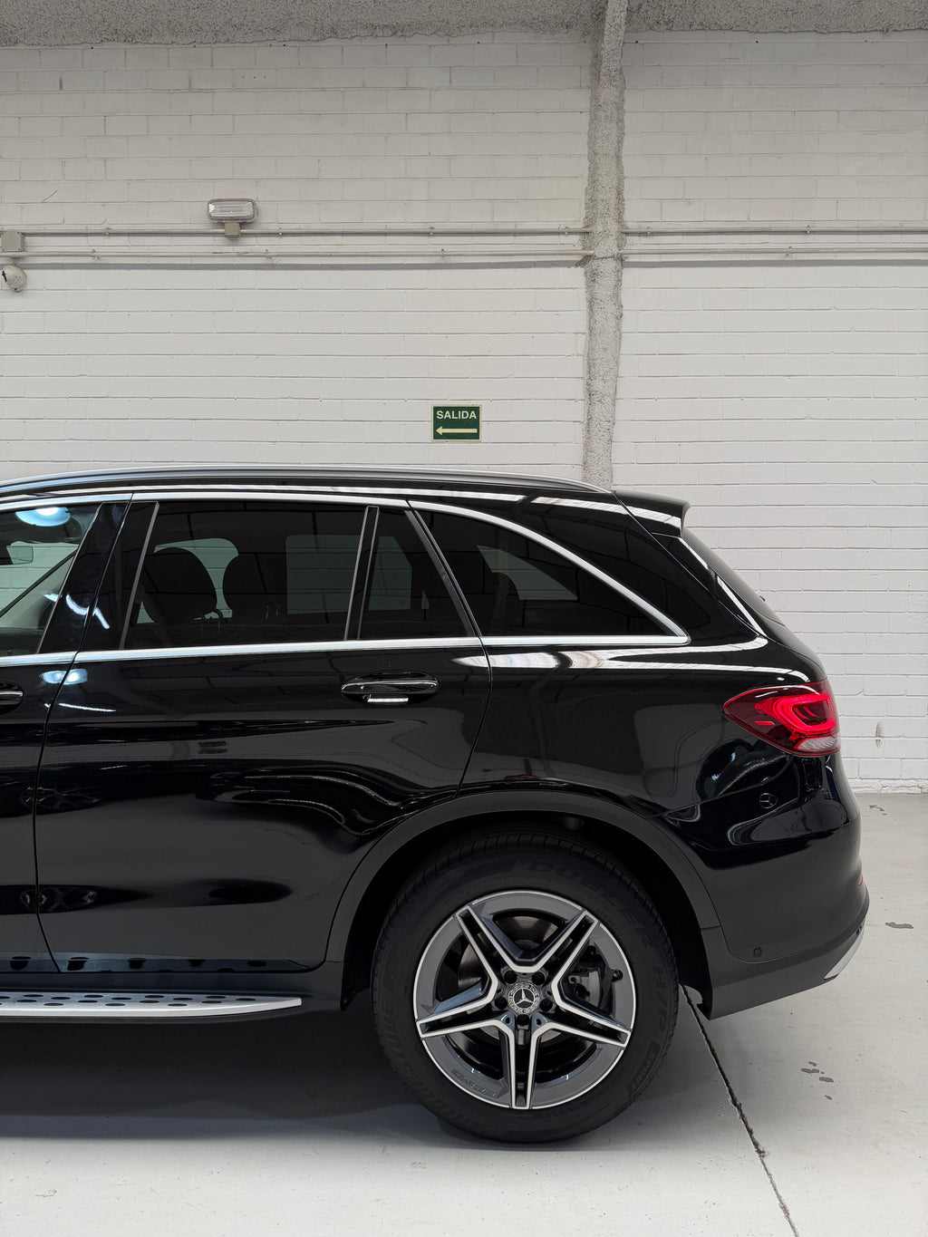Mercedes-Benz GLC 220d AMG Line Negro