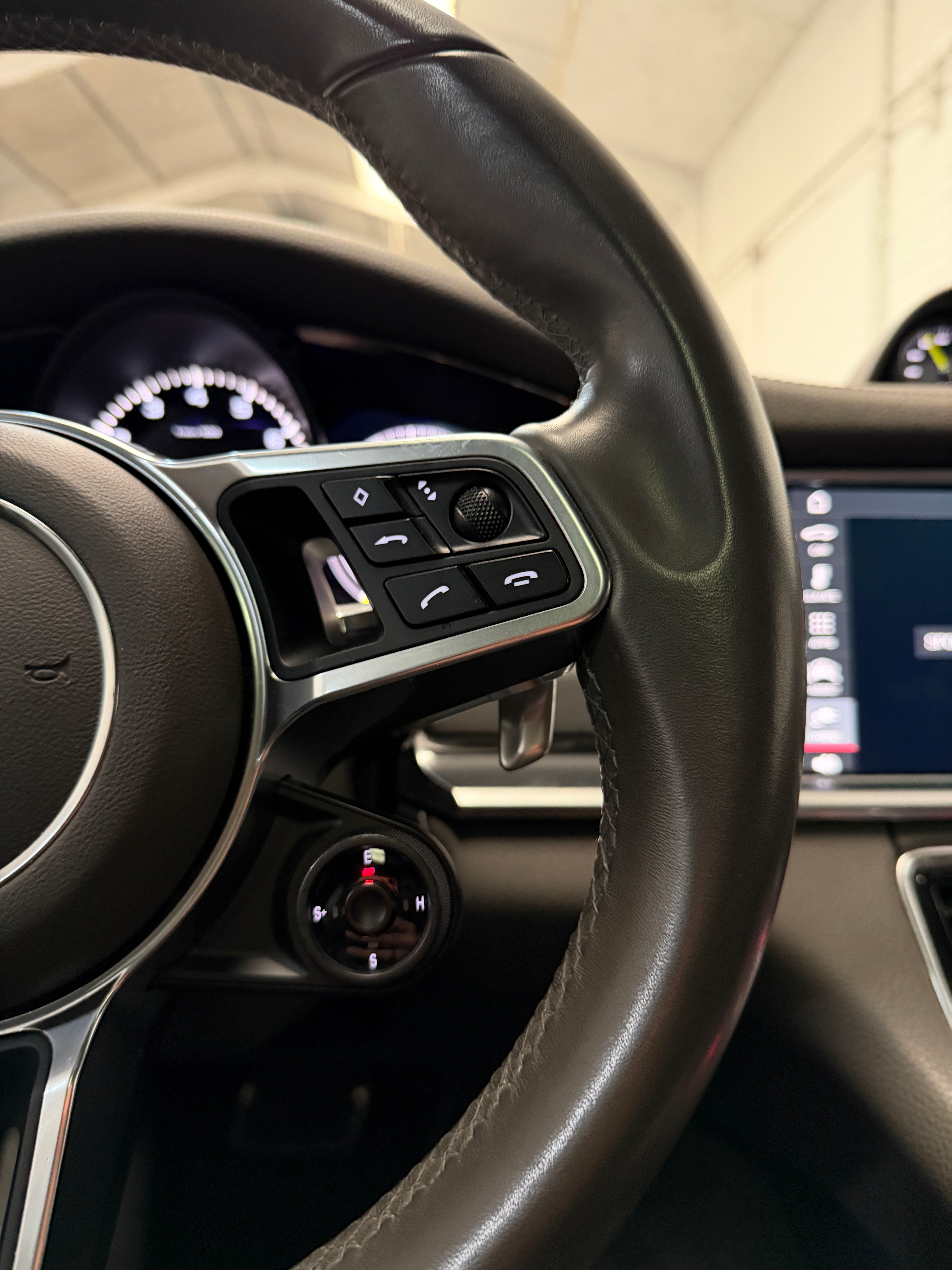 Porsche Panamera 4 Ehybrid