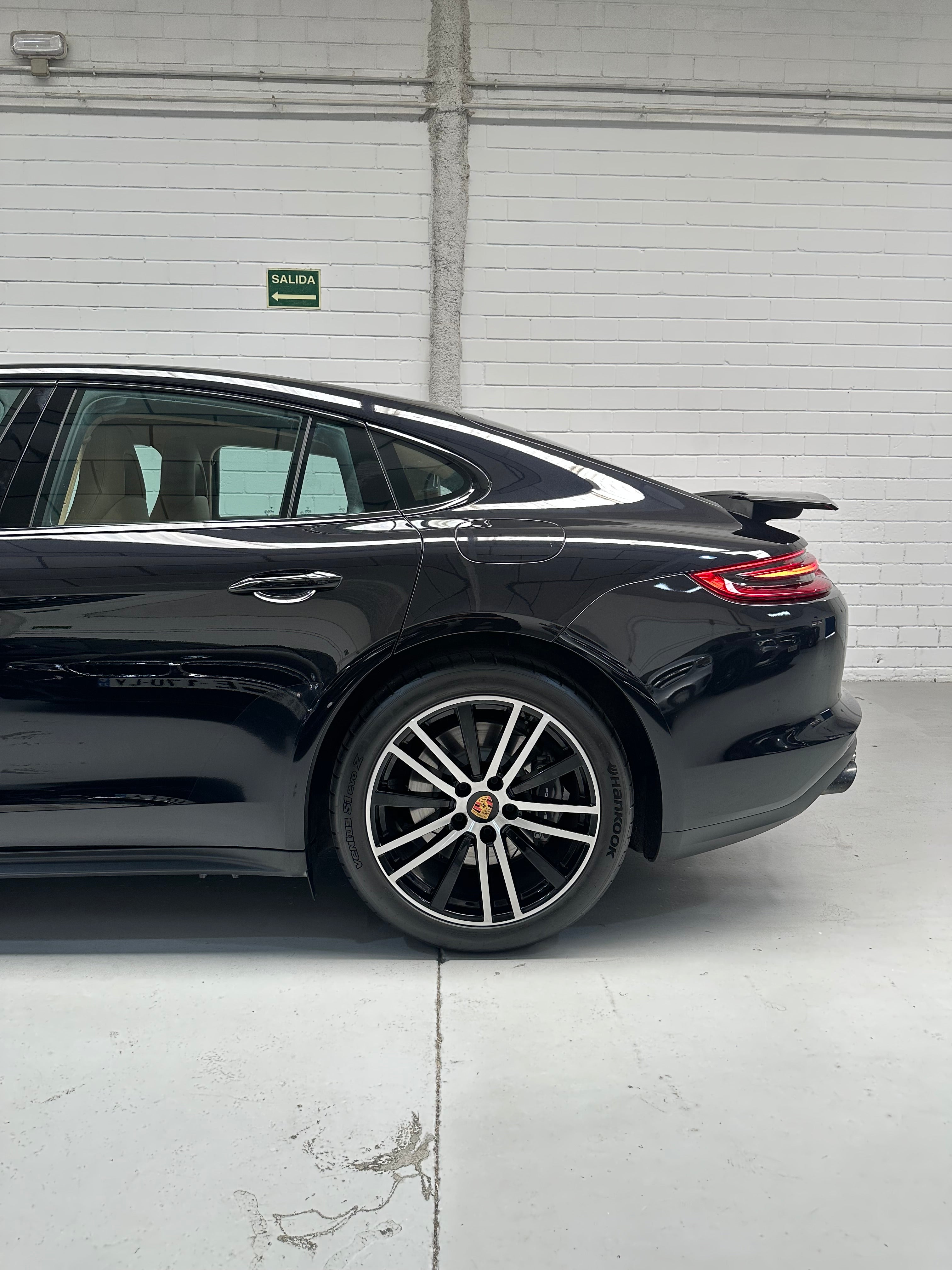 Porsche Panamera 4 Ehybrid