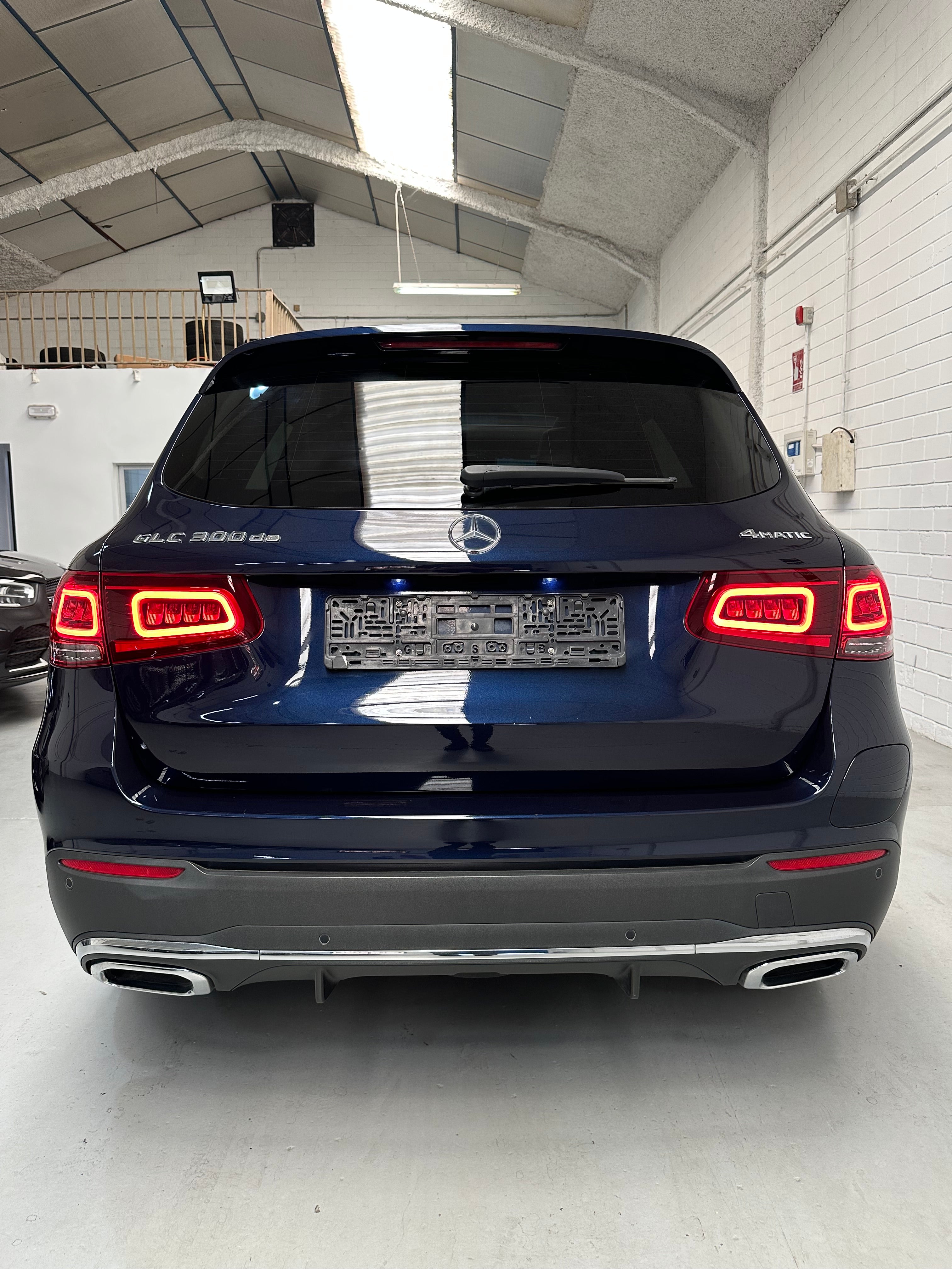 Mercedes-Benz GLC 300de AMG