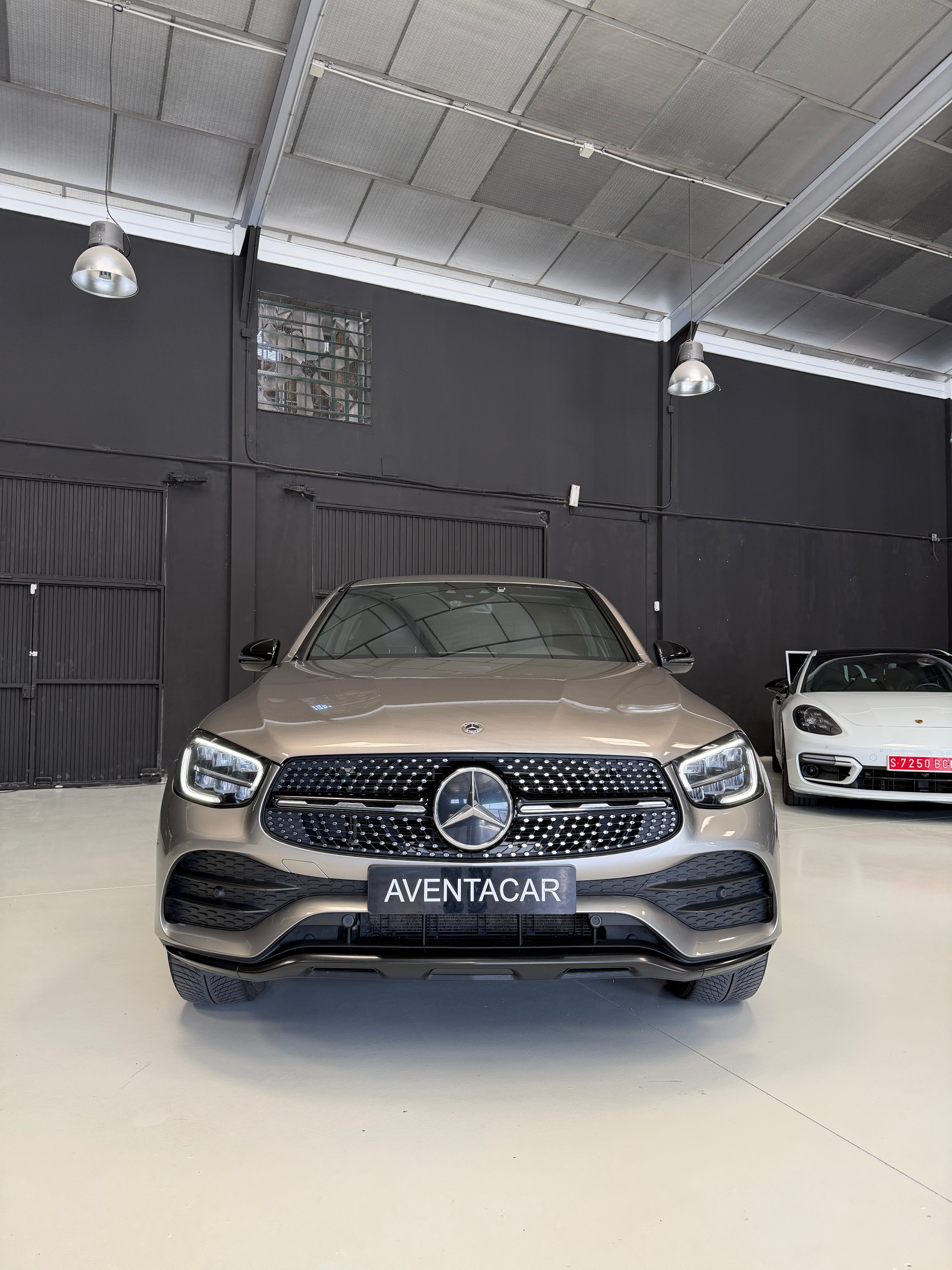 Mercedes-Benz GLC Coupé 300de AMG Line Champán